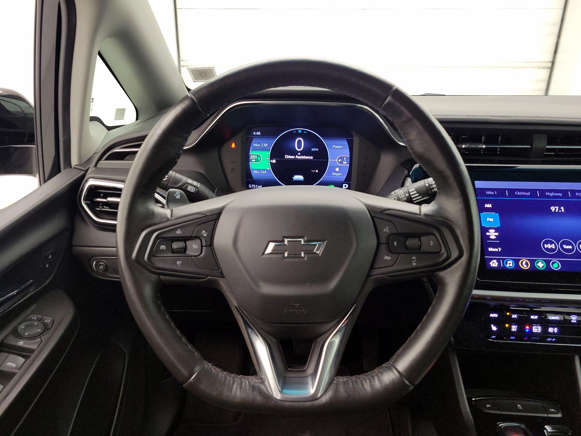 Thumbnail: 2022 Chevrolet Bolt EV - 10
