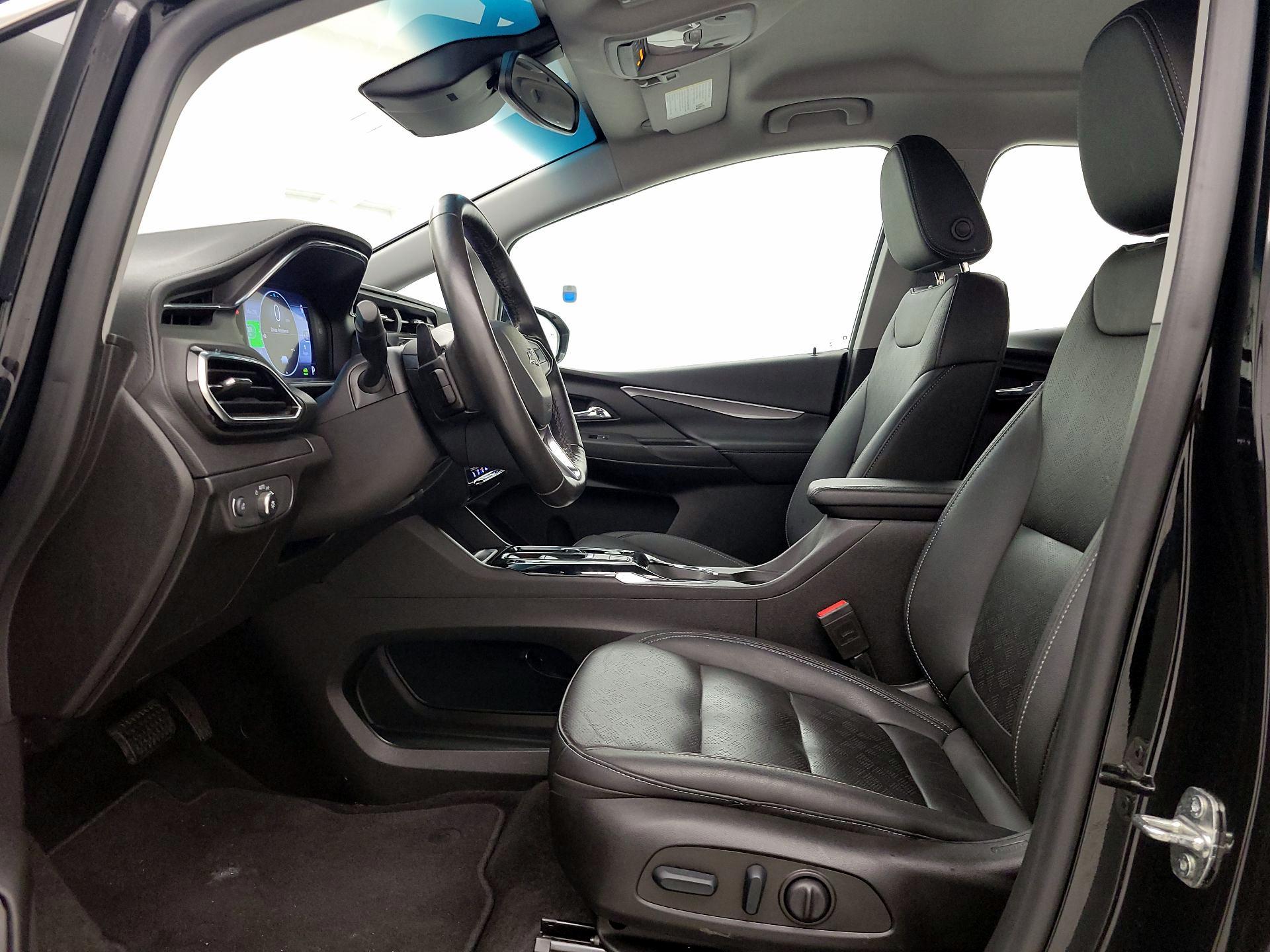 Thumbnail: 2022 Chevrolet Bolt EV - 11