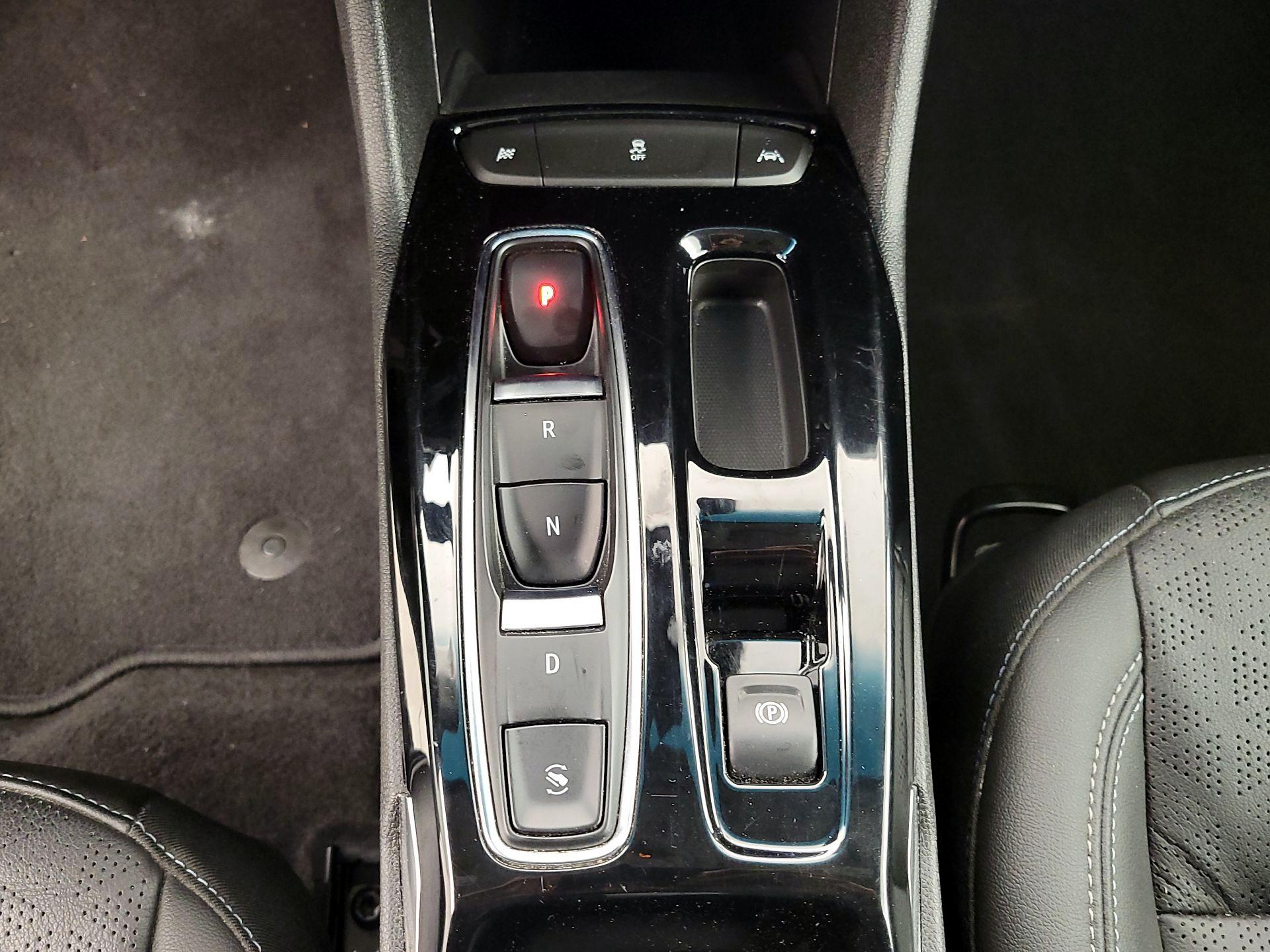 Thumbnail: 2022 Chevrolet Bolt EV - 17