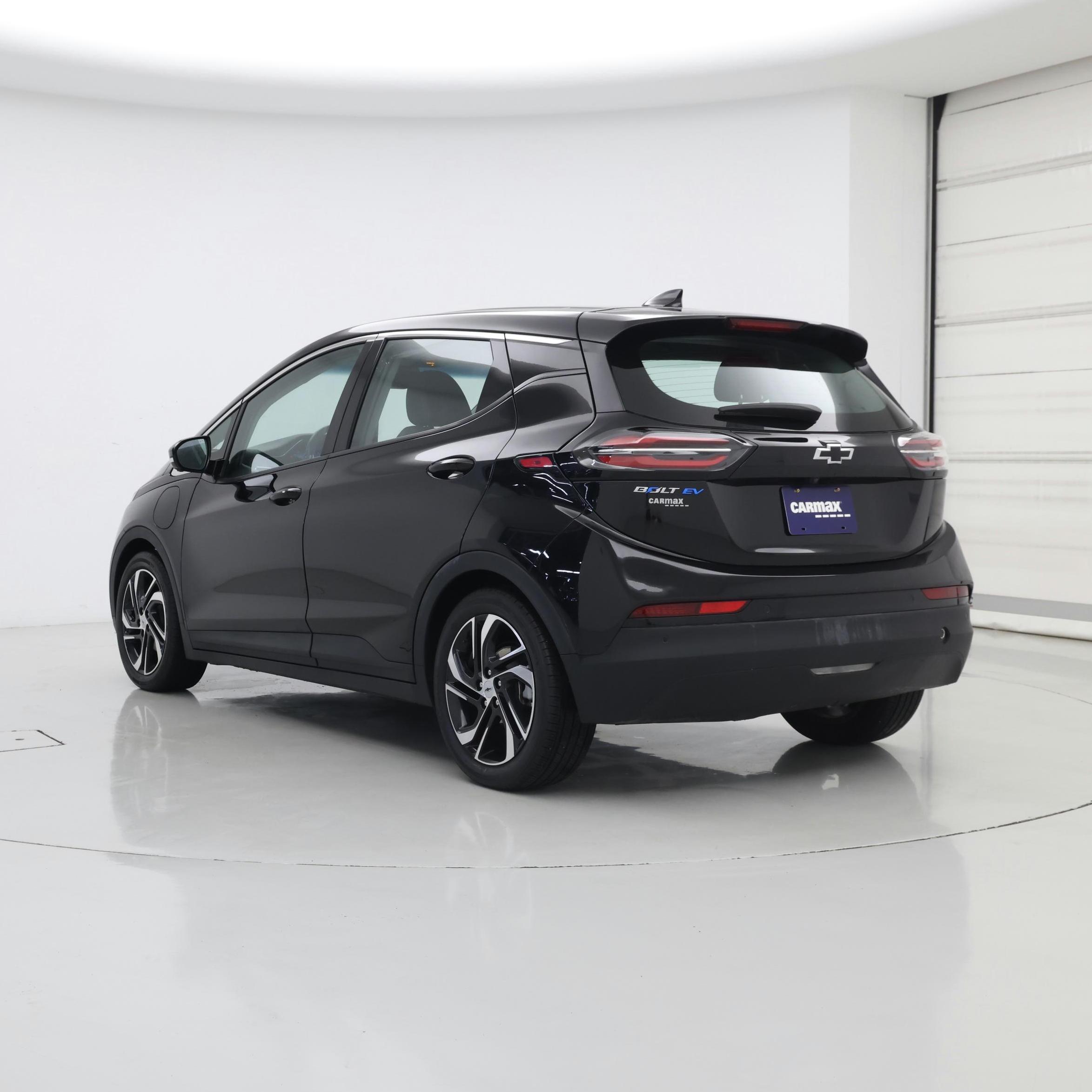 Thumbnail: 2022 Chevrolet Bolt EV - 2