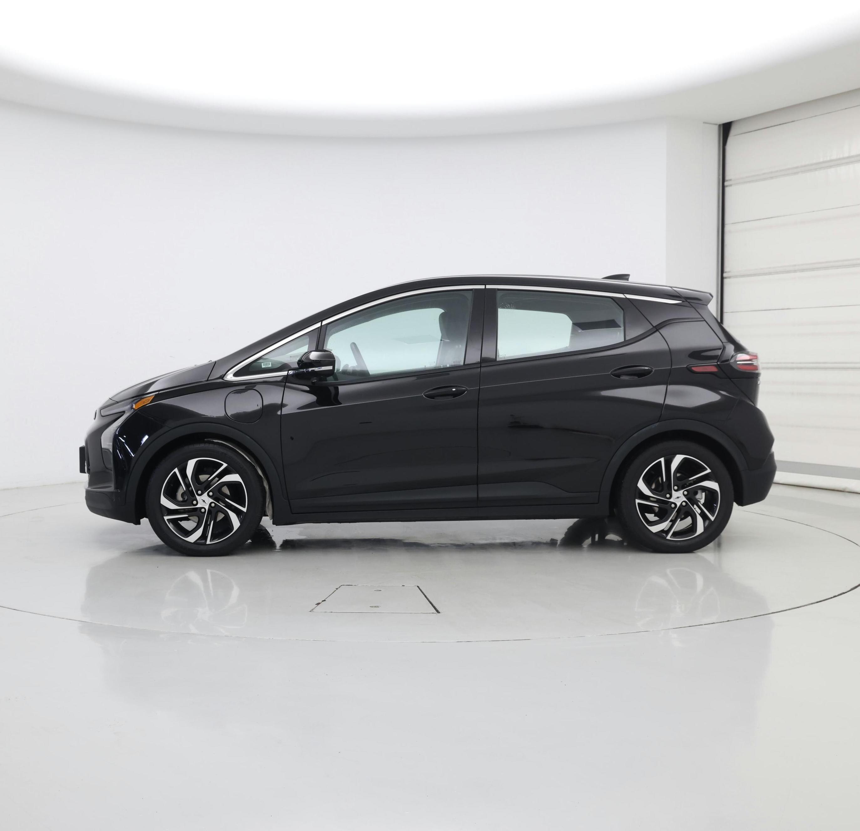 Thumbnail: 2022 Chevrolet Bolt EV - 3