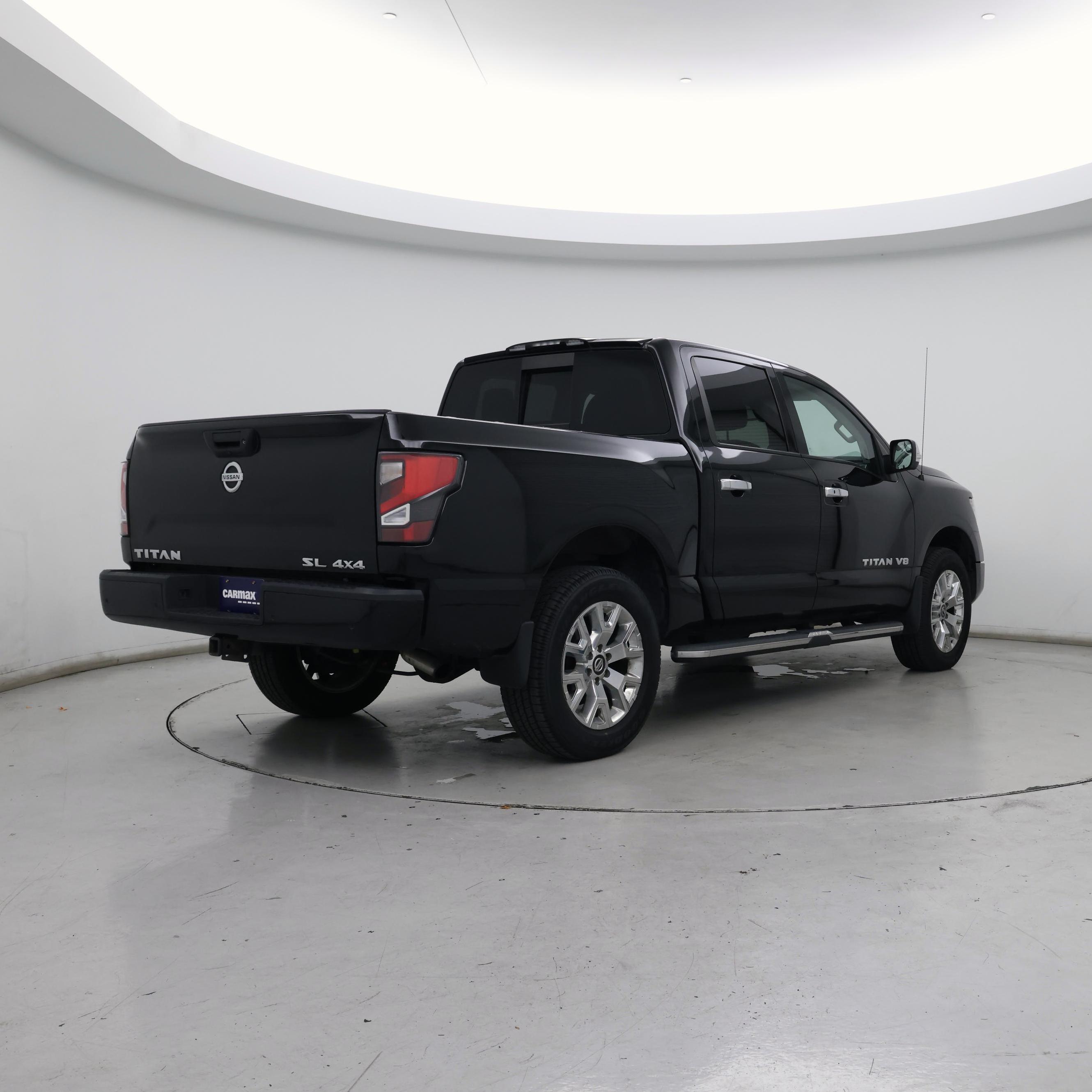 Thumbnail: 2020 Nissan Titan - 8