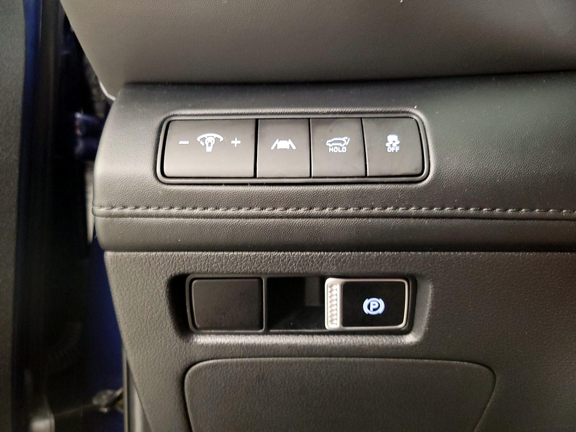 Thumbnail: 2021 Hyundai Santa Fe - 13