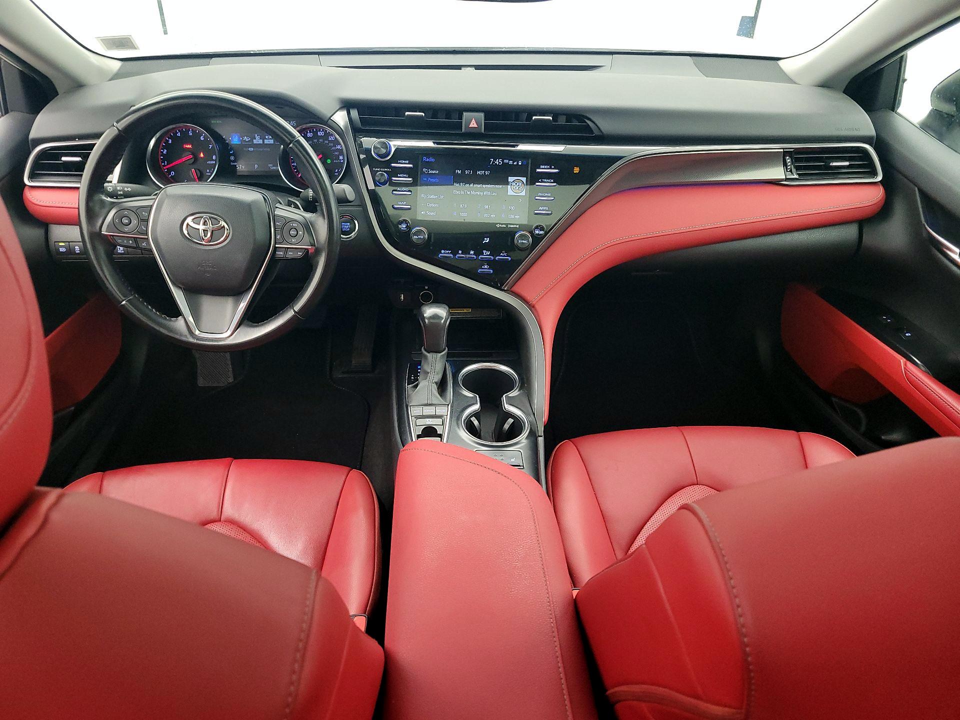 Thumbnail: 2020 Toyota Camry - 9