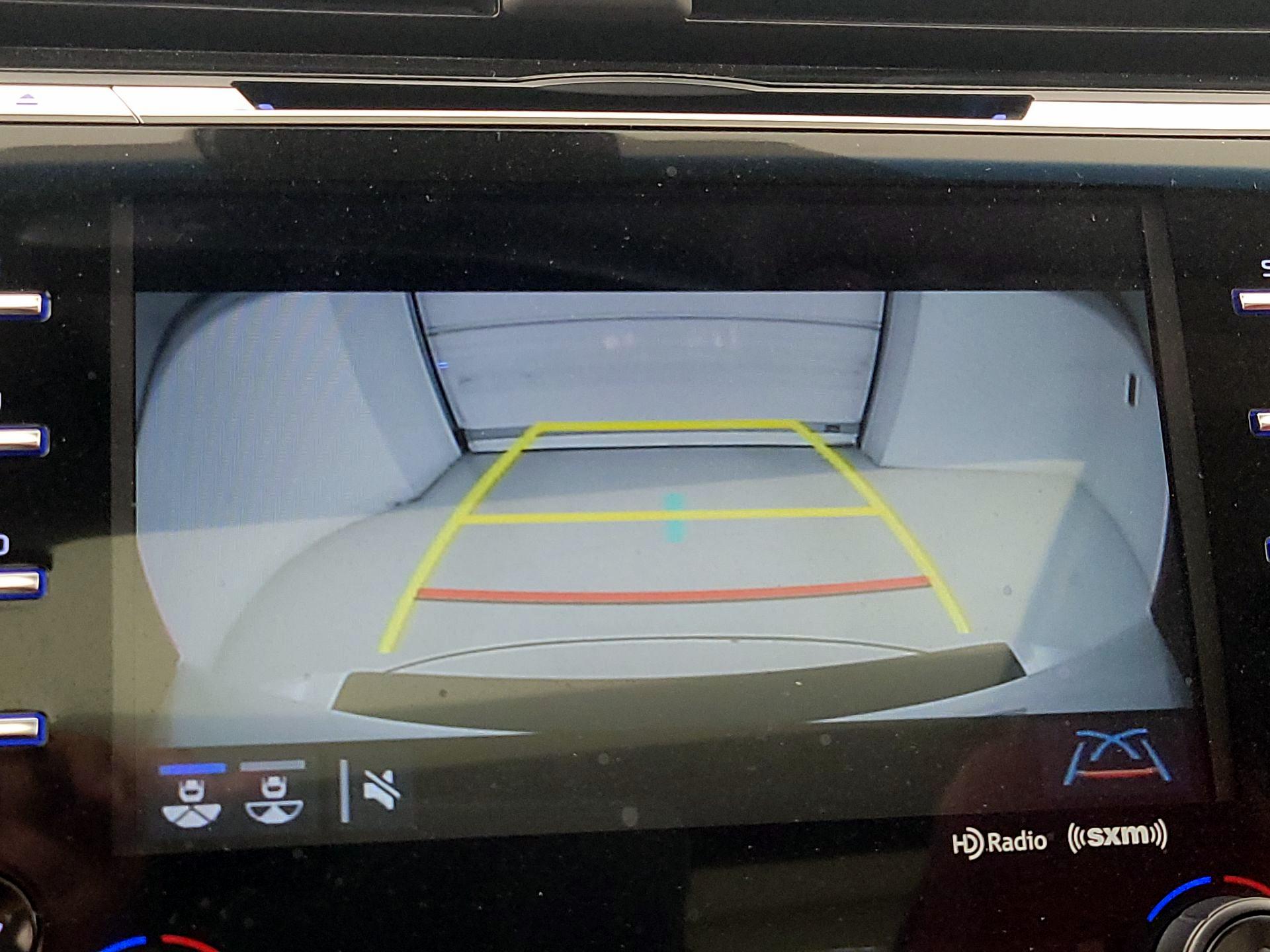 Thumbnail: 2020 Toyota Camry - 14
