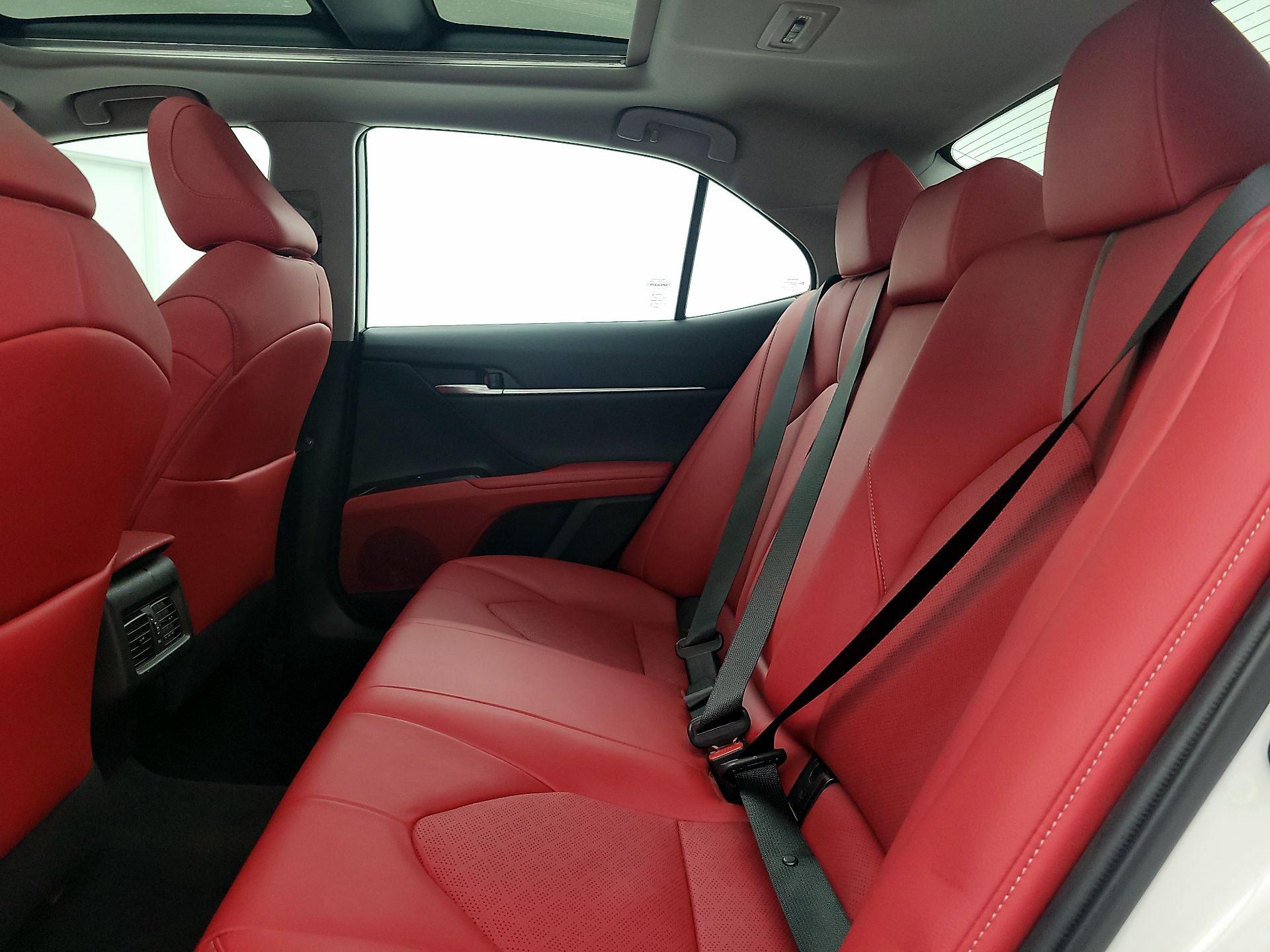 Thumbnail: 2020 Toyota Camry - 20