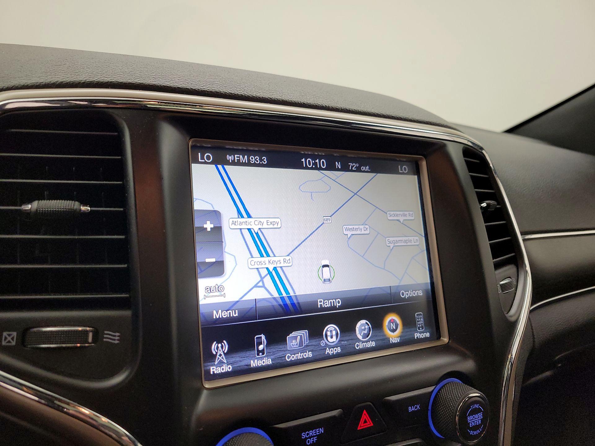 Thumbnail: 2014 Jeep Grand Cherokee - 14