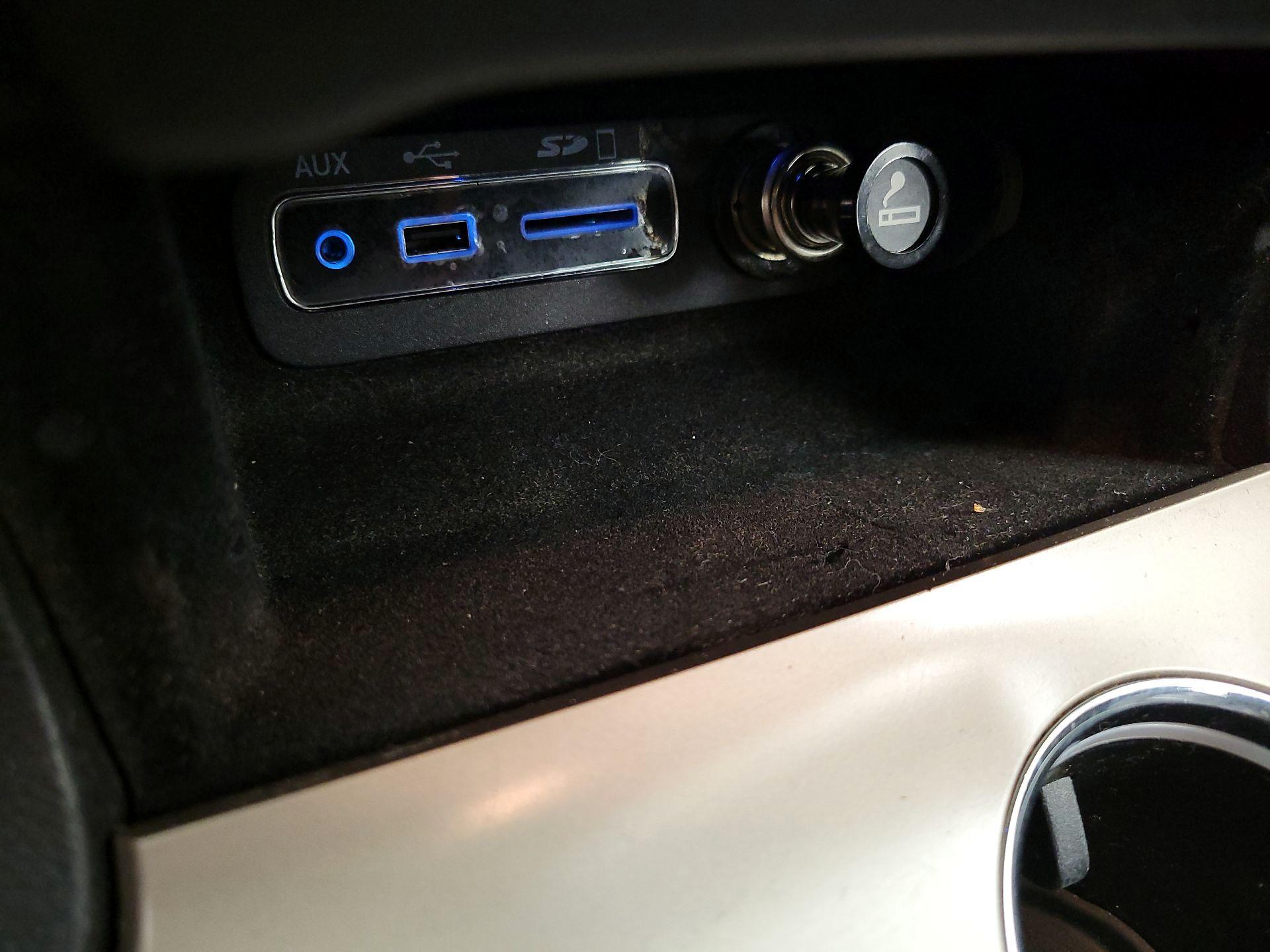 Thumbnail: 2014 Jeep Grand Cherokee - 19