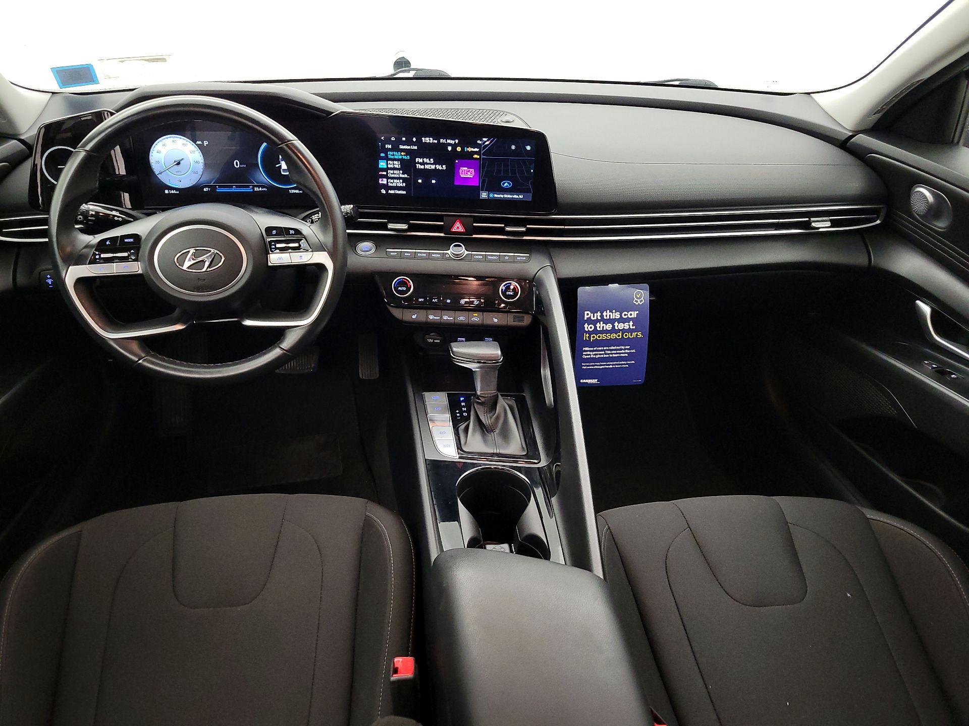 Thumbnail: 2023 Hyundai Elantra - 9
