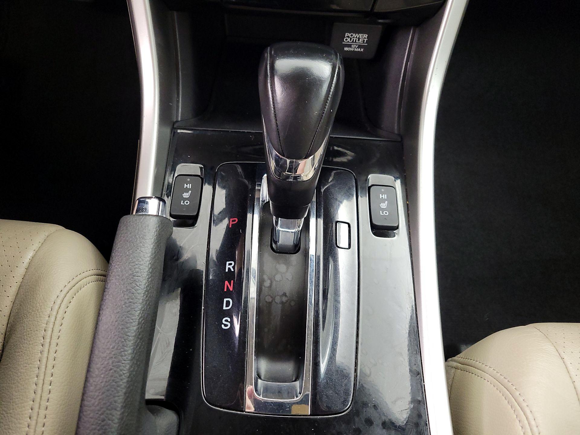 Thumbnail: 2016 Honda Accord - 18