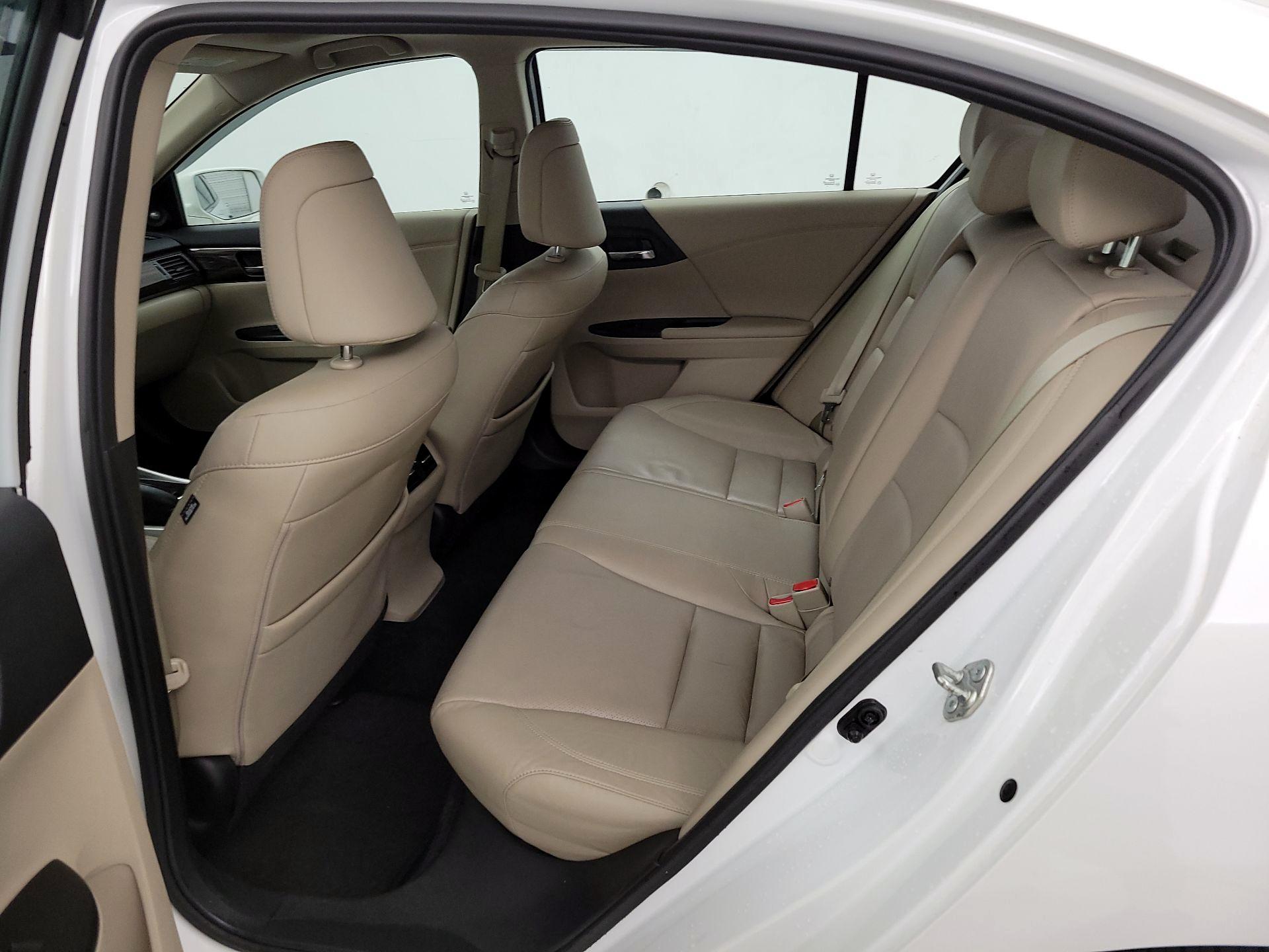 Thumbnail: 2016 Honda Accord - 19