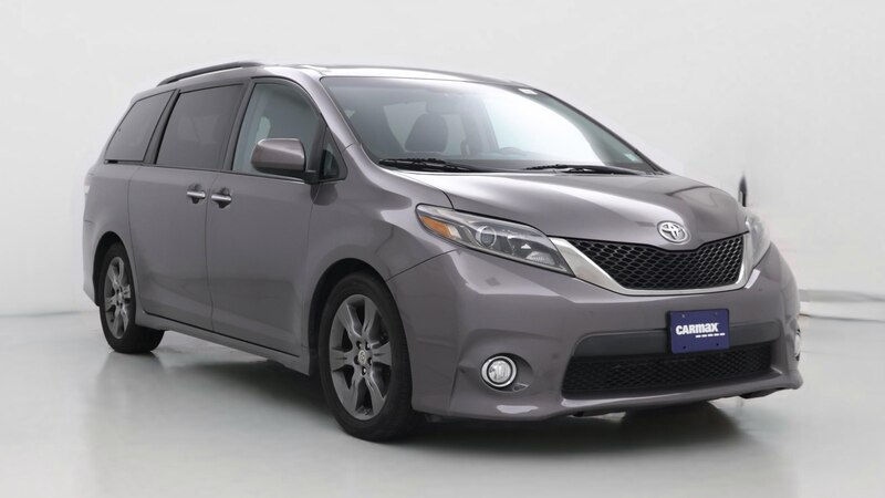 2015 Toyota Sienna SE Hero Image