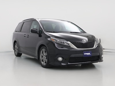 2015 Toyota Sienna SE -
                Saint James, NY