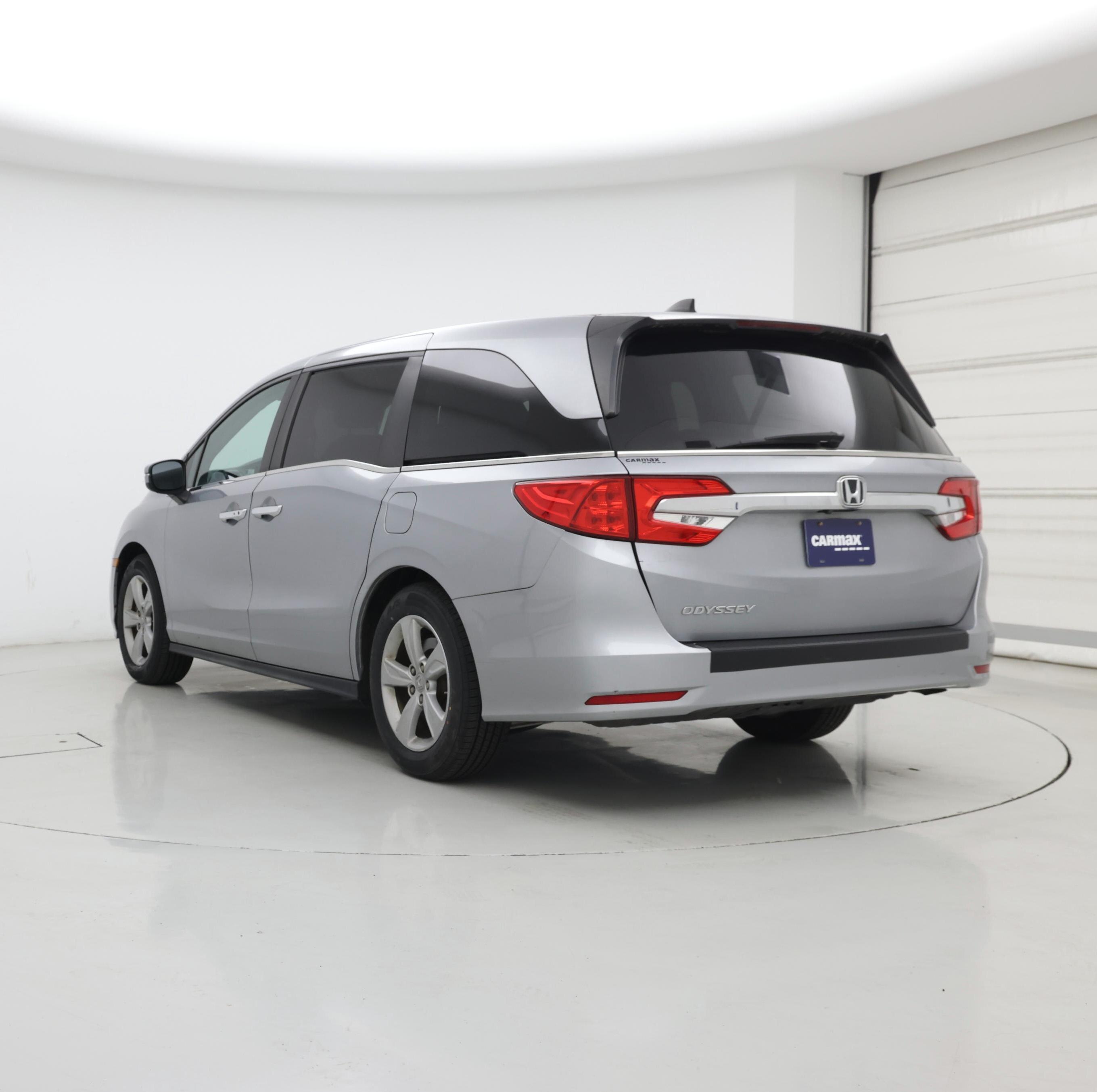 Thumbnail: 2019 Honda Odyssey - 2