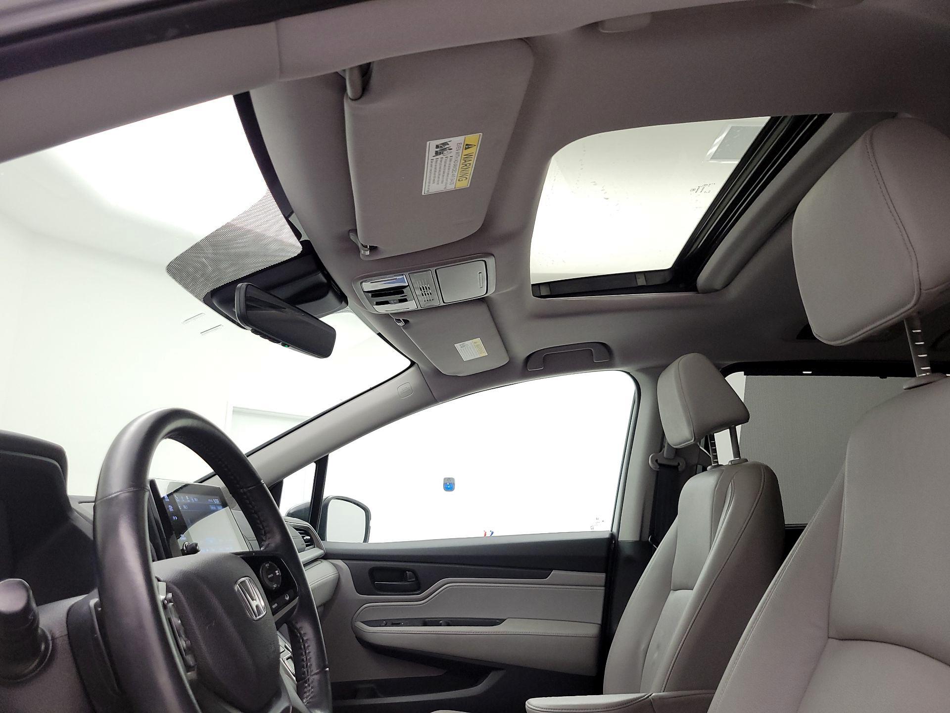 Thumbnail: 2019 Honda Odyssey - 19