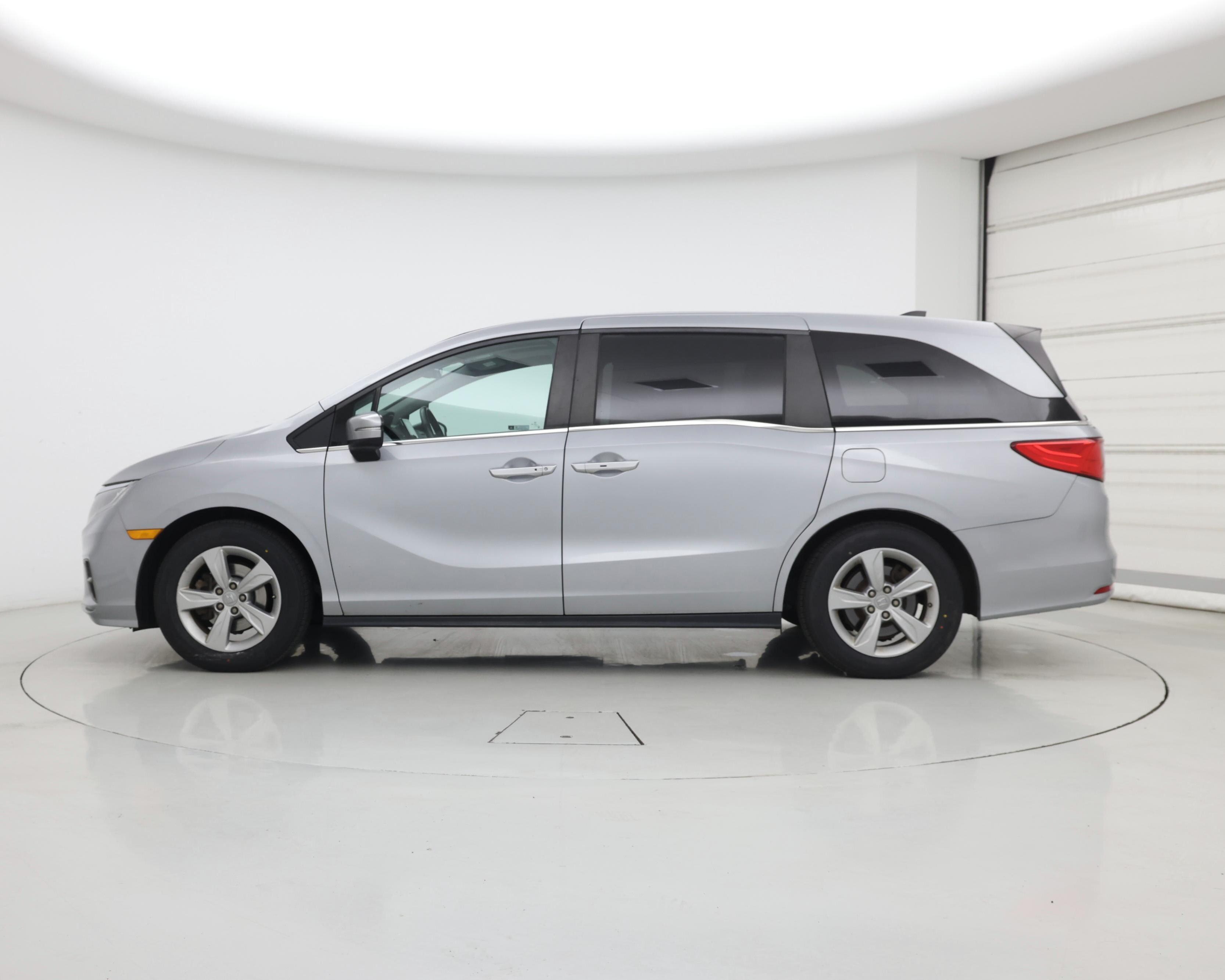 Thumbnail: 2019 Honda Odyssey - 3