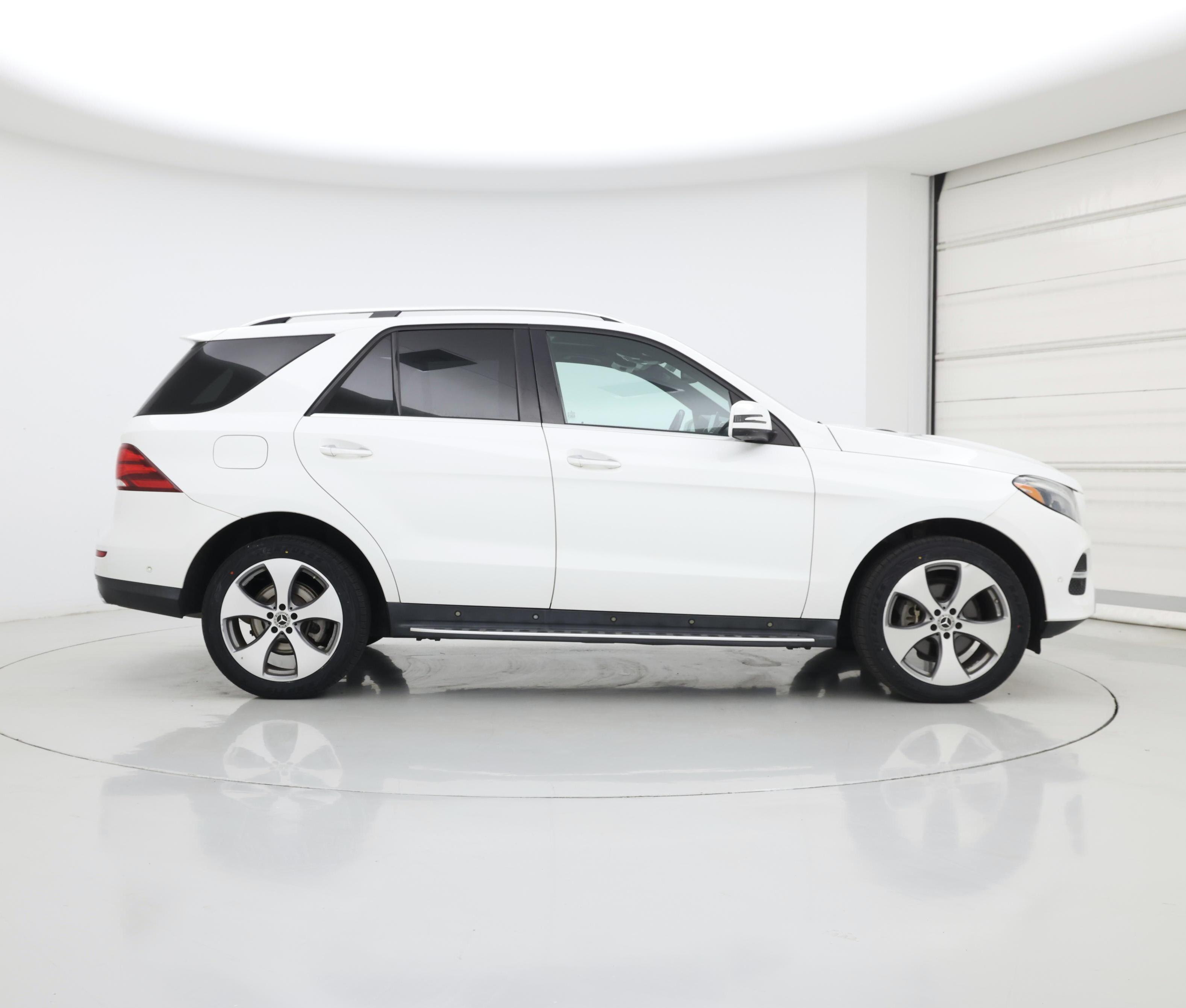 Thumbnail: 2018 Mercedes-Benz GLE - 7