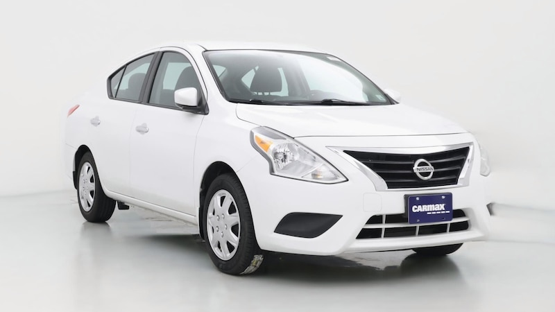 2015 Nissan Versa SV Hero Image
