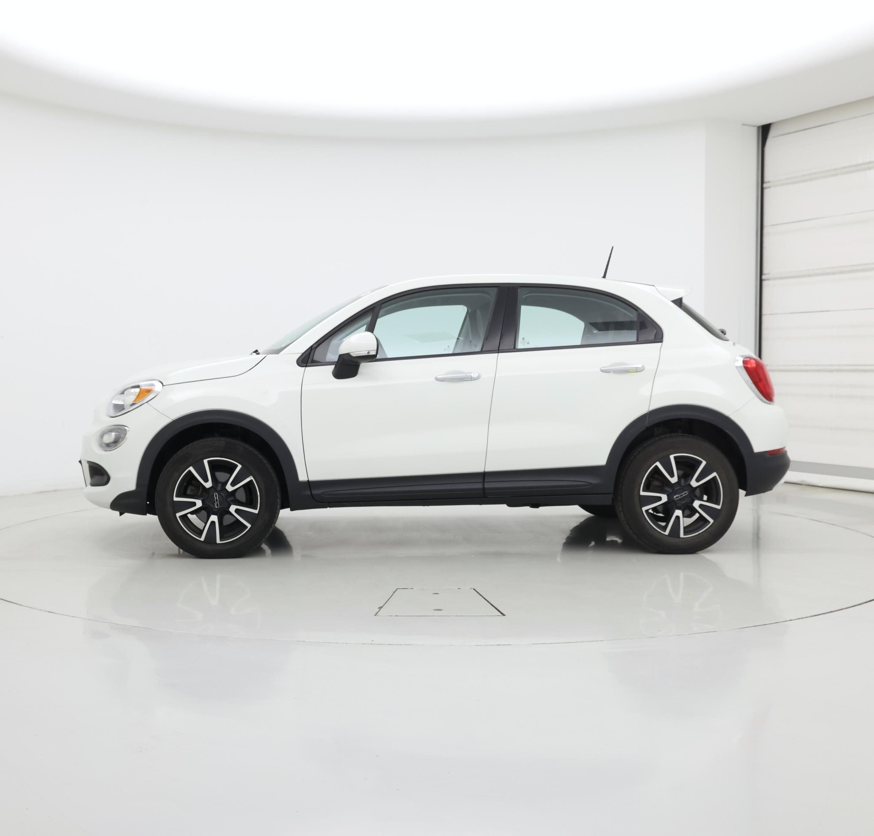 Thumbnail: 2017 Fiat 500X - 3