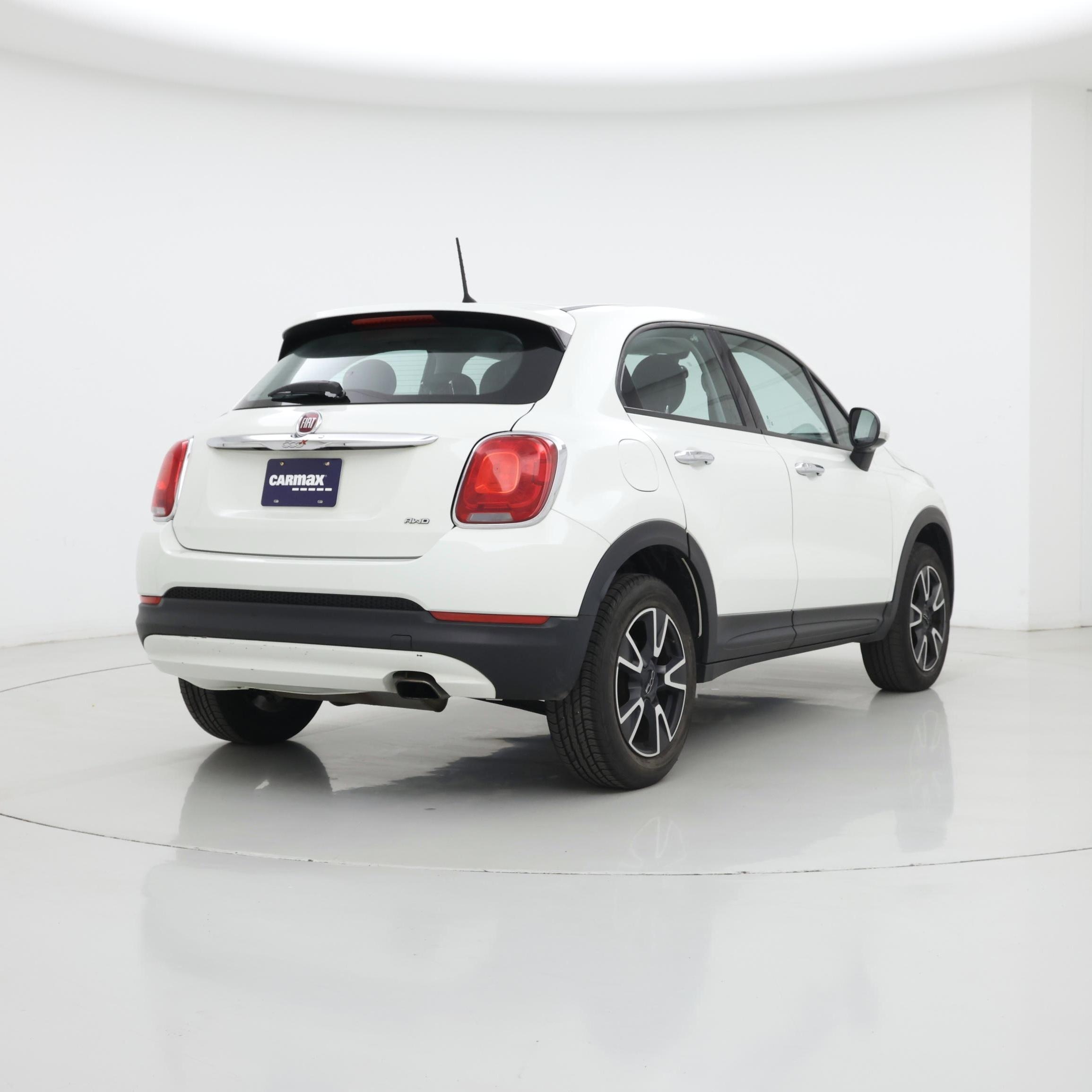 Thumbnail: 2017 Fiat 500X - 8