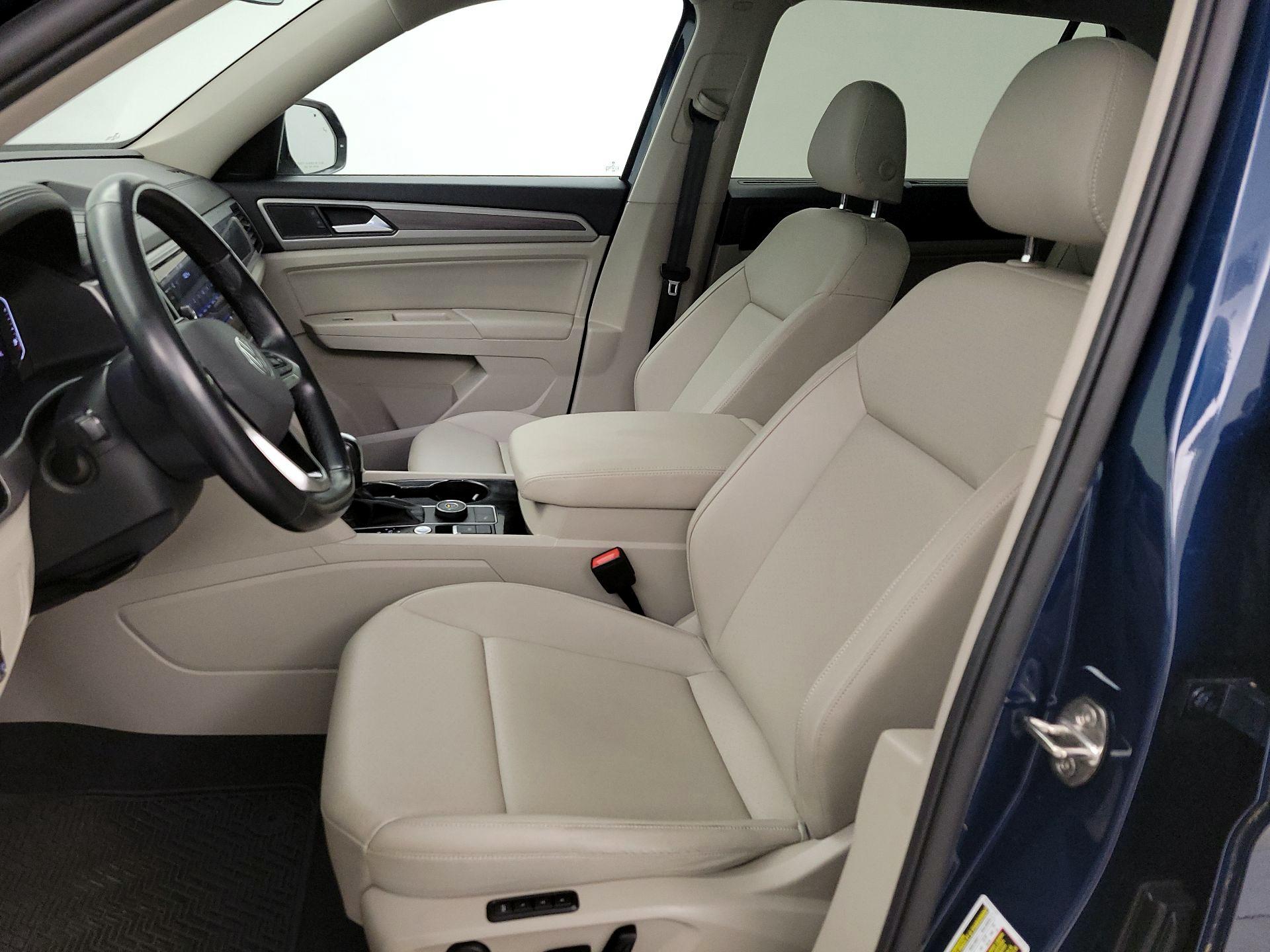 Thumbnail: 2021 Volkswagen Atlas - 11