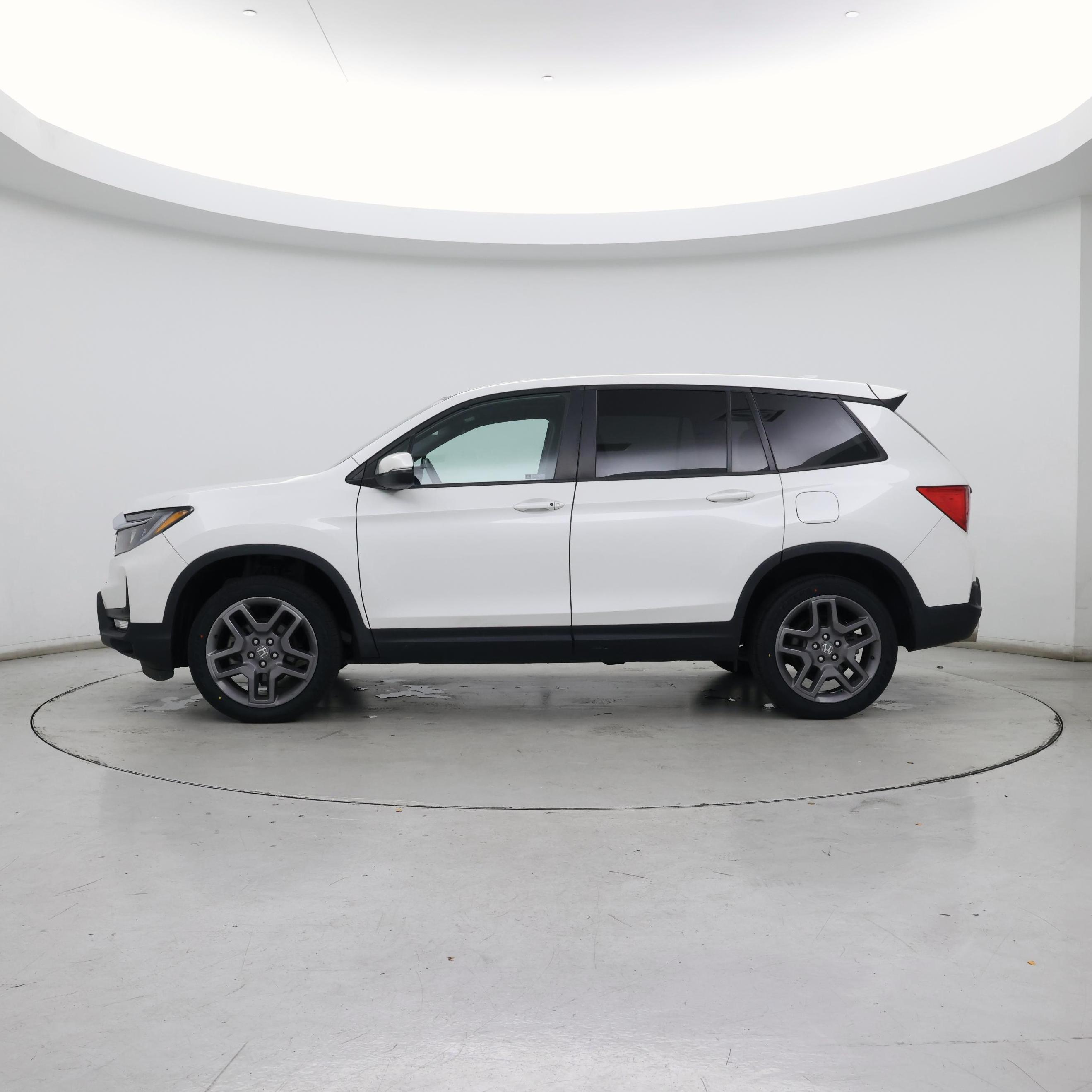 Thumbnail: 2022 Honda Passport - 3