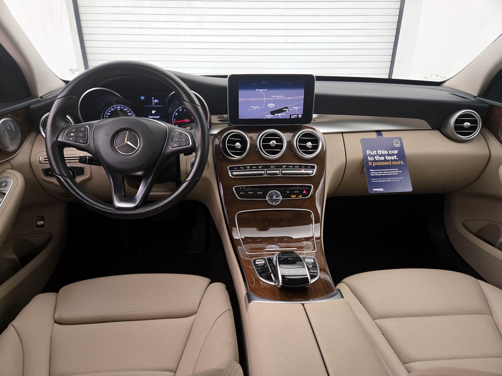 Thumbnail: 2015 Mercedes-Benz C-Class - 9