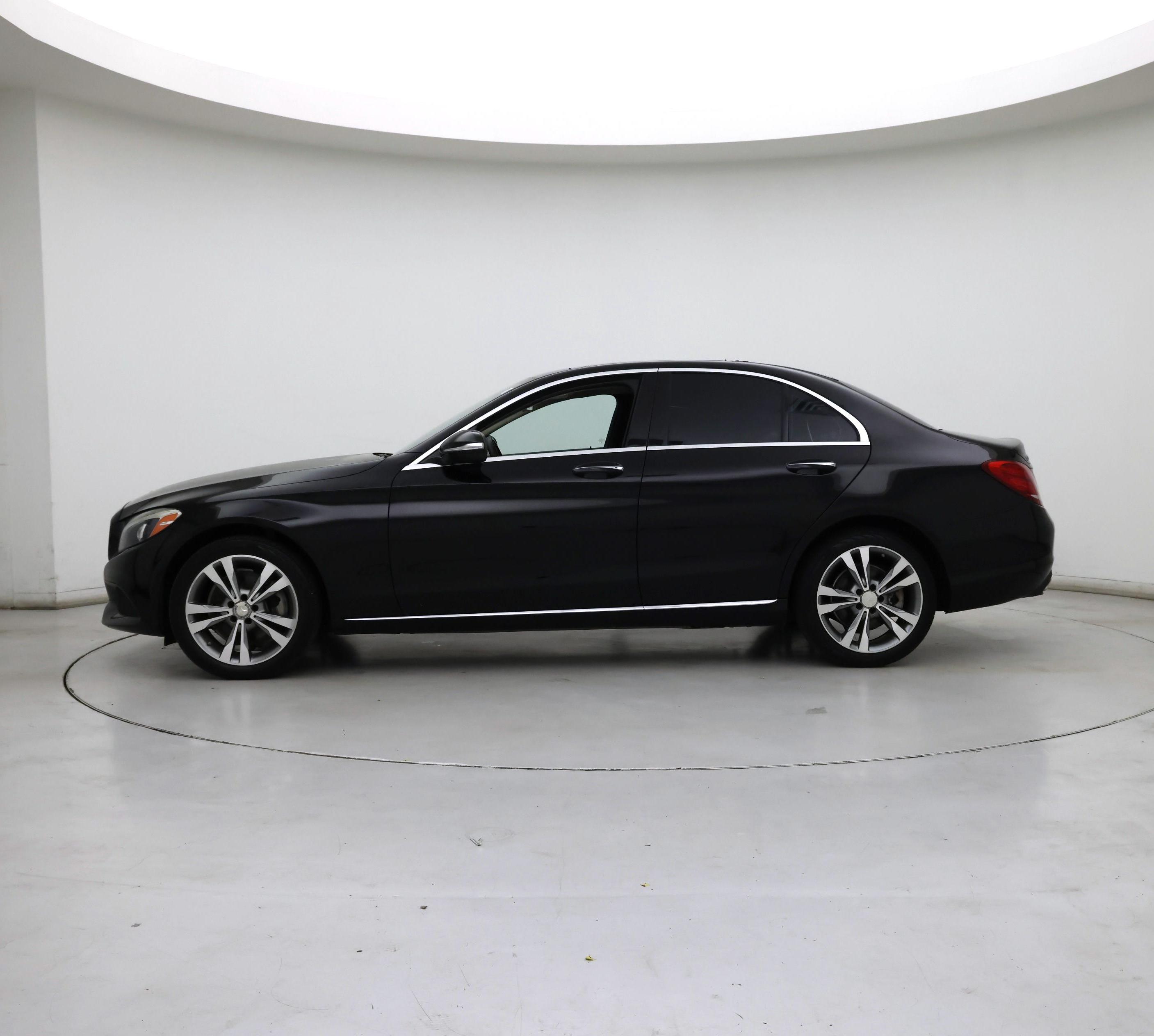 Thumbnail: 2015 Mercedes-Benz C-Class - 3