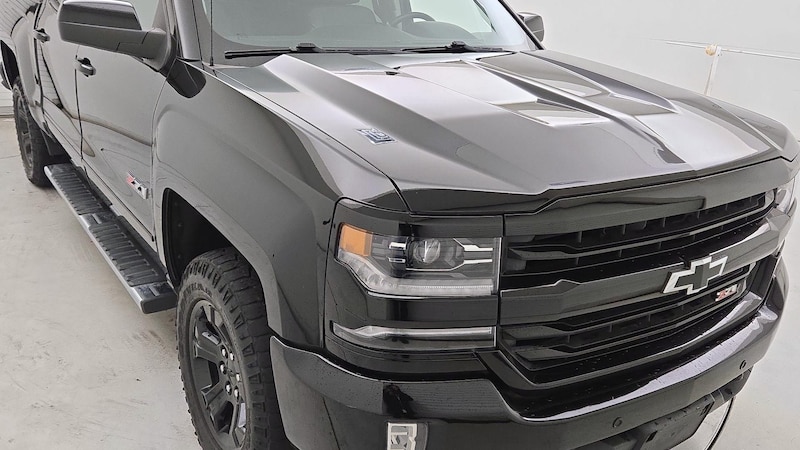 2017 Chevrolet Silverado 1500 LTZ Z71 Hero Image