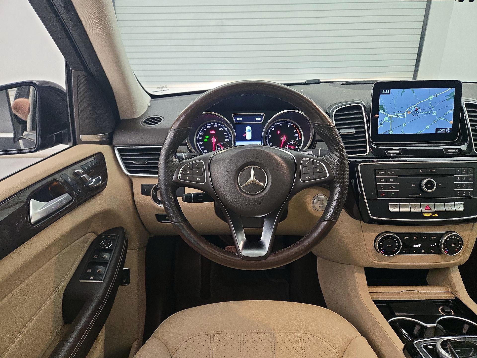Thumbnail: 2018 Mercedes-Benz GLE - 10