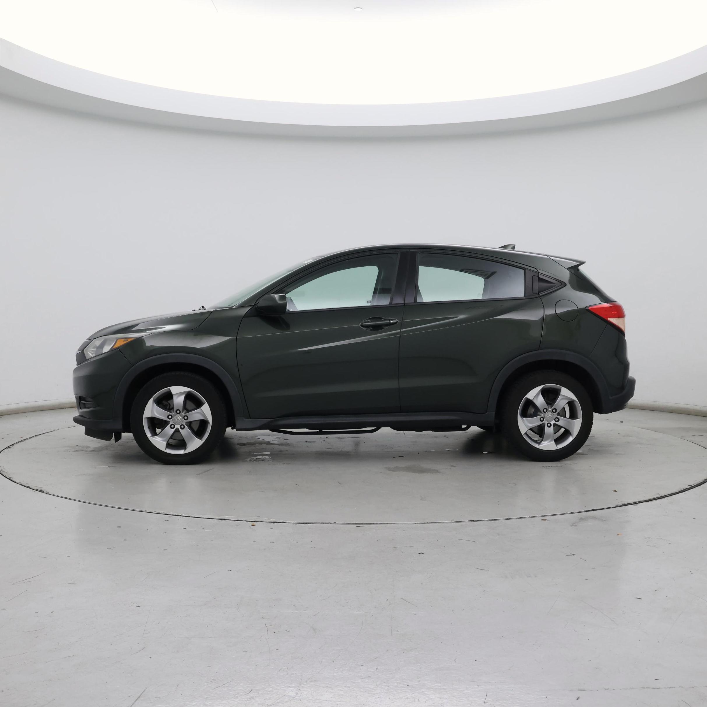 Thumbnail: 2018 Honda HR-V - 3