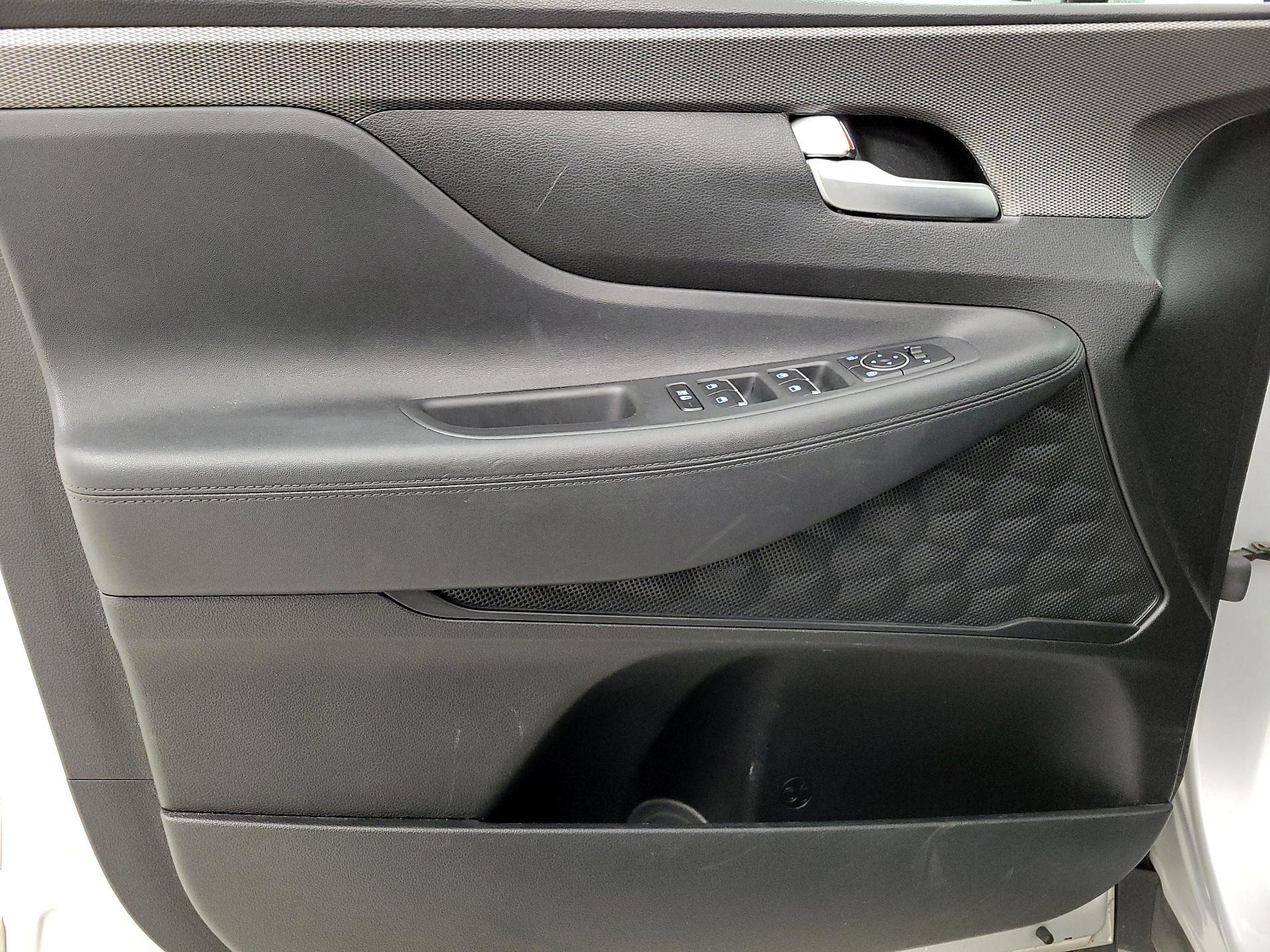 Thumbnail: 2019 Hyundai Santa Fe - 12