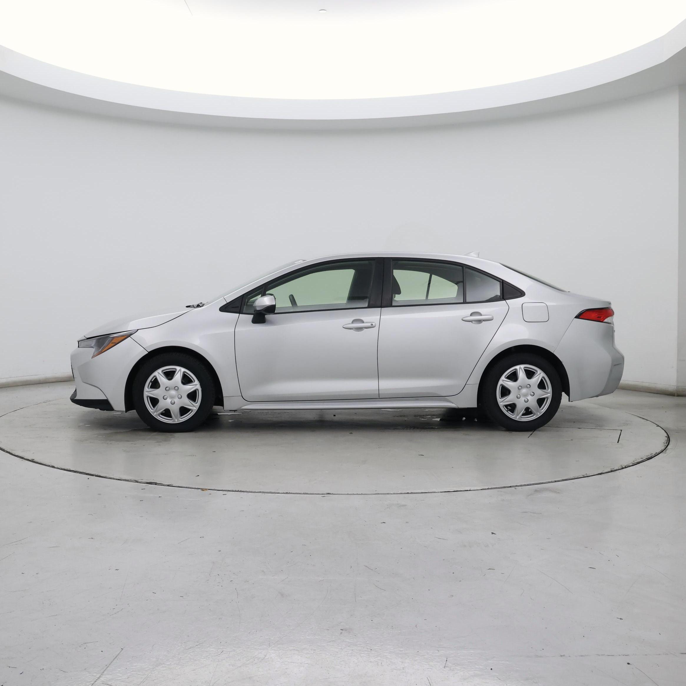 Thumbnail: 2021 Toyota Corolla - 3