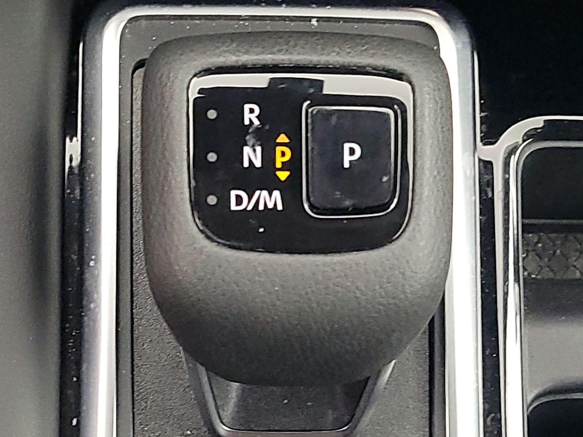 Thumbnail: 2024 Nissan Pathfinder - 18
