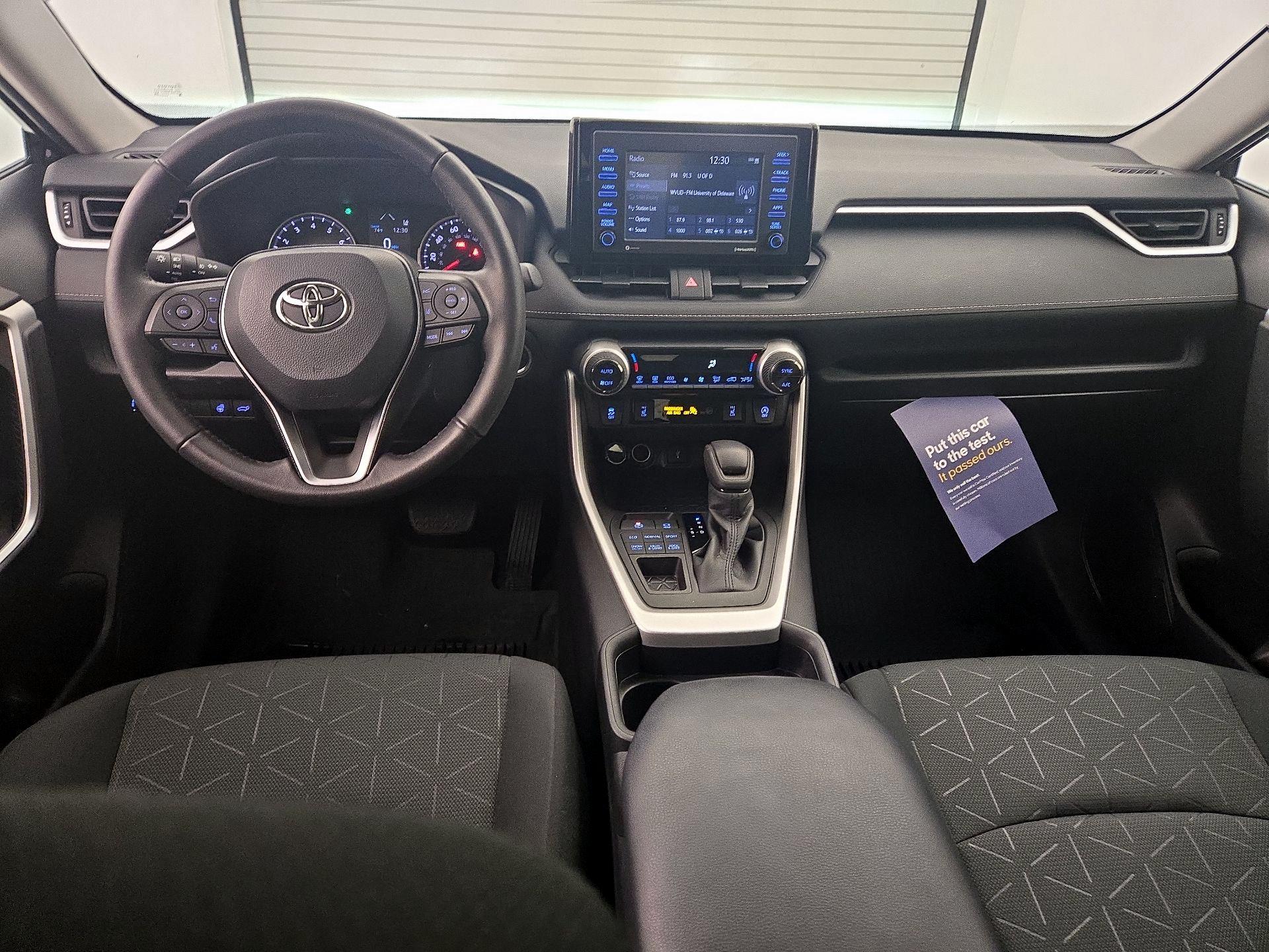 Thumbnail: 2021 Toyota RAV4 - 9