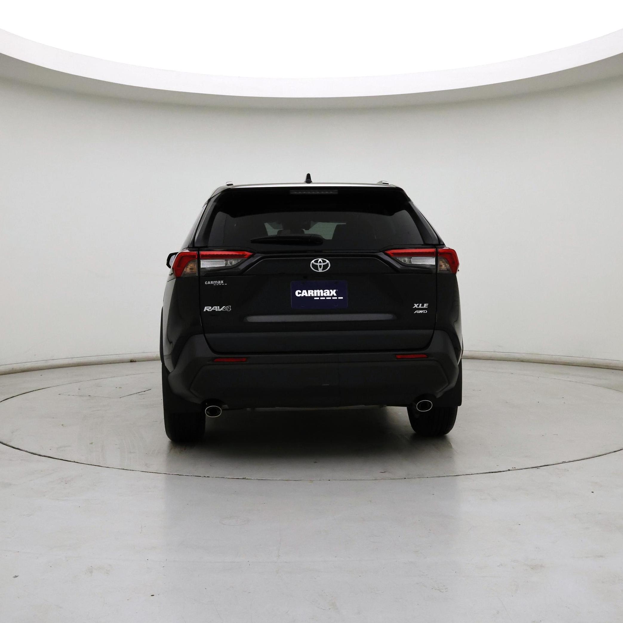 Thumbnail: 2021 Toyota RAV4 - 6