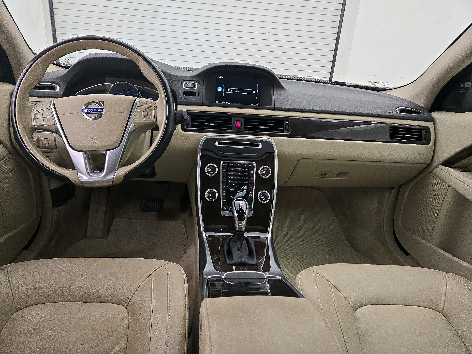 Thumbnail: 2015 Volvo S80 - 9
