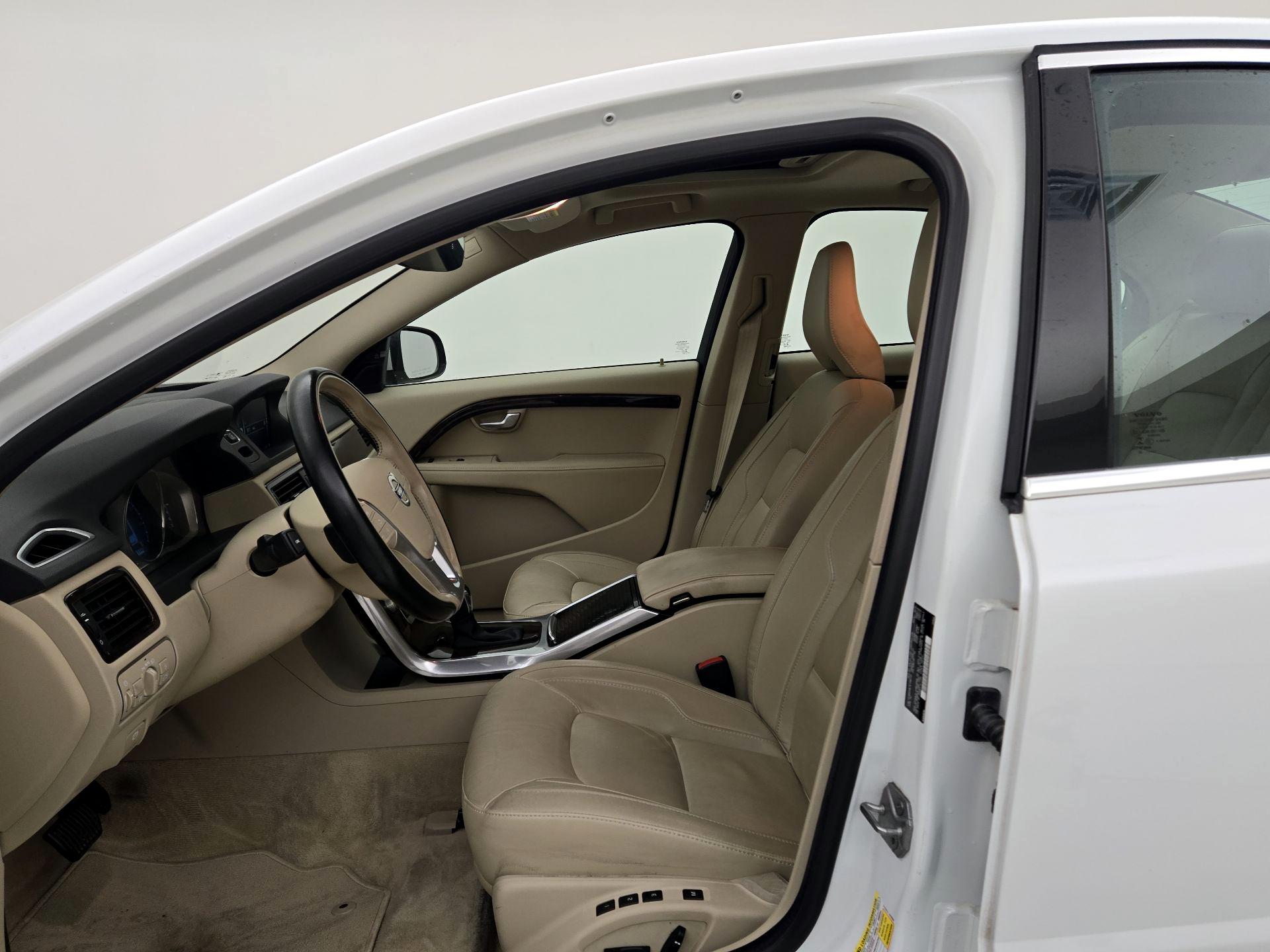 Thumbnail: 2015 Volvo S80 - 11