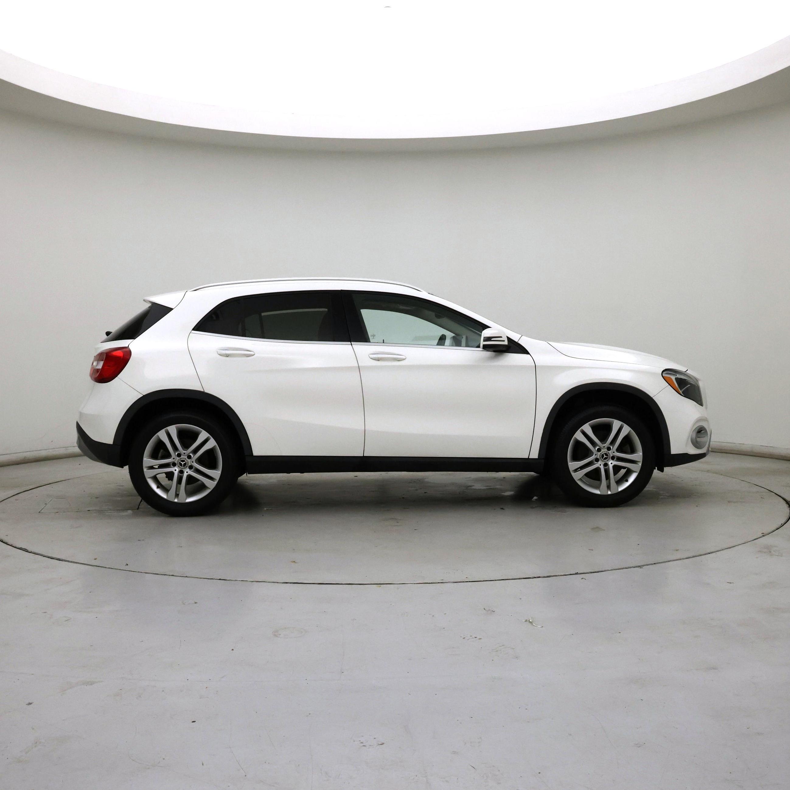 Thumbnail: 2020 Mercedes-Benz GLA - 7