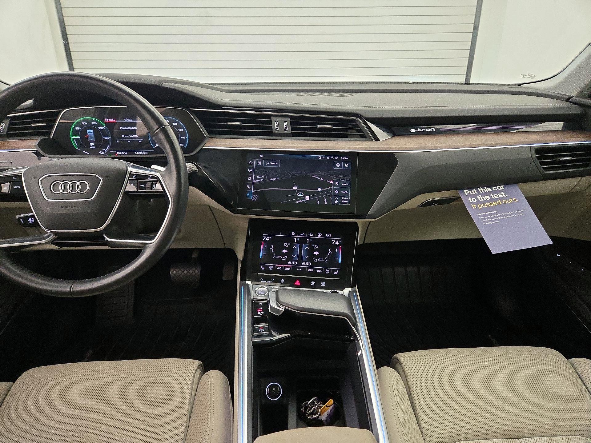 Thumbnail: 2019 Audi e-tron - 9