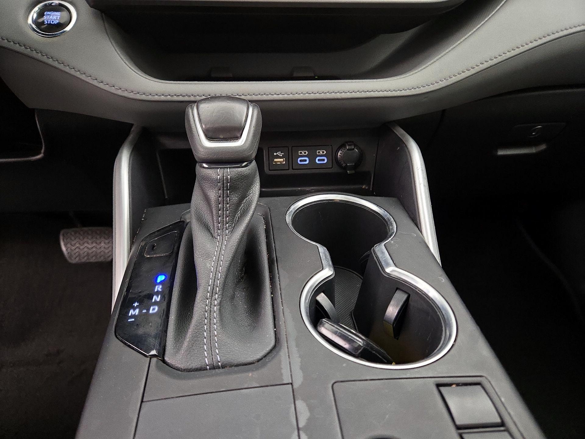 Thumbnail: 2023 Toyota Highlander - 17