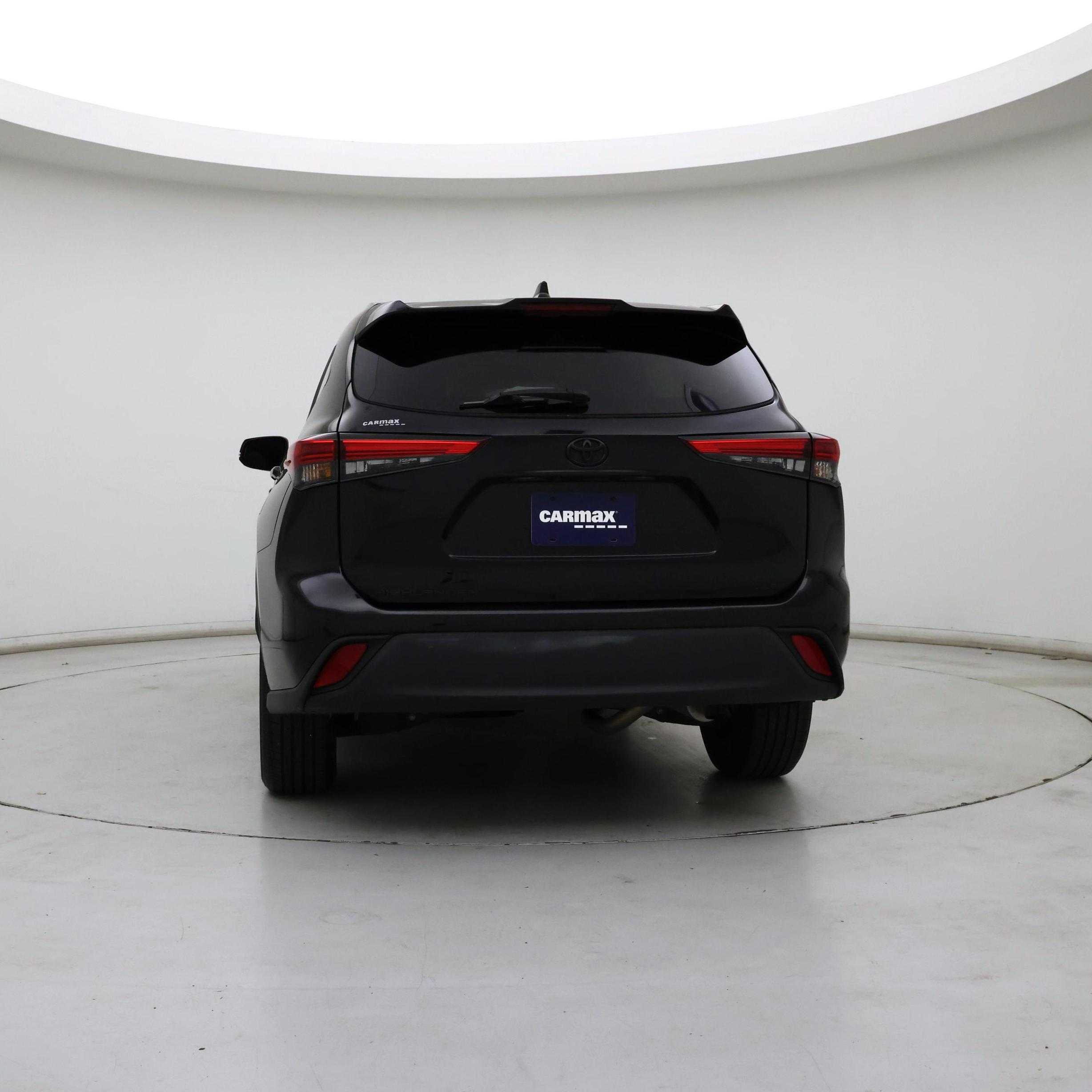 Thumbnail: 2023 Toyota Highlander - 6