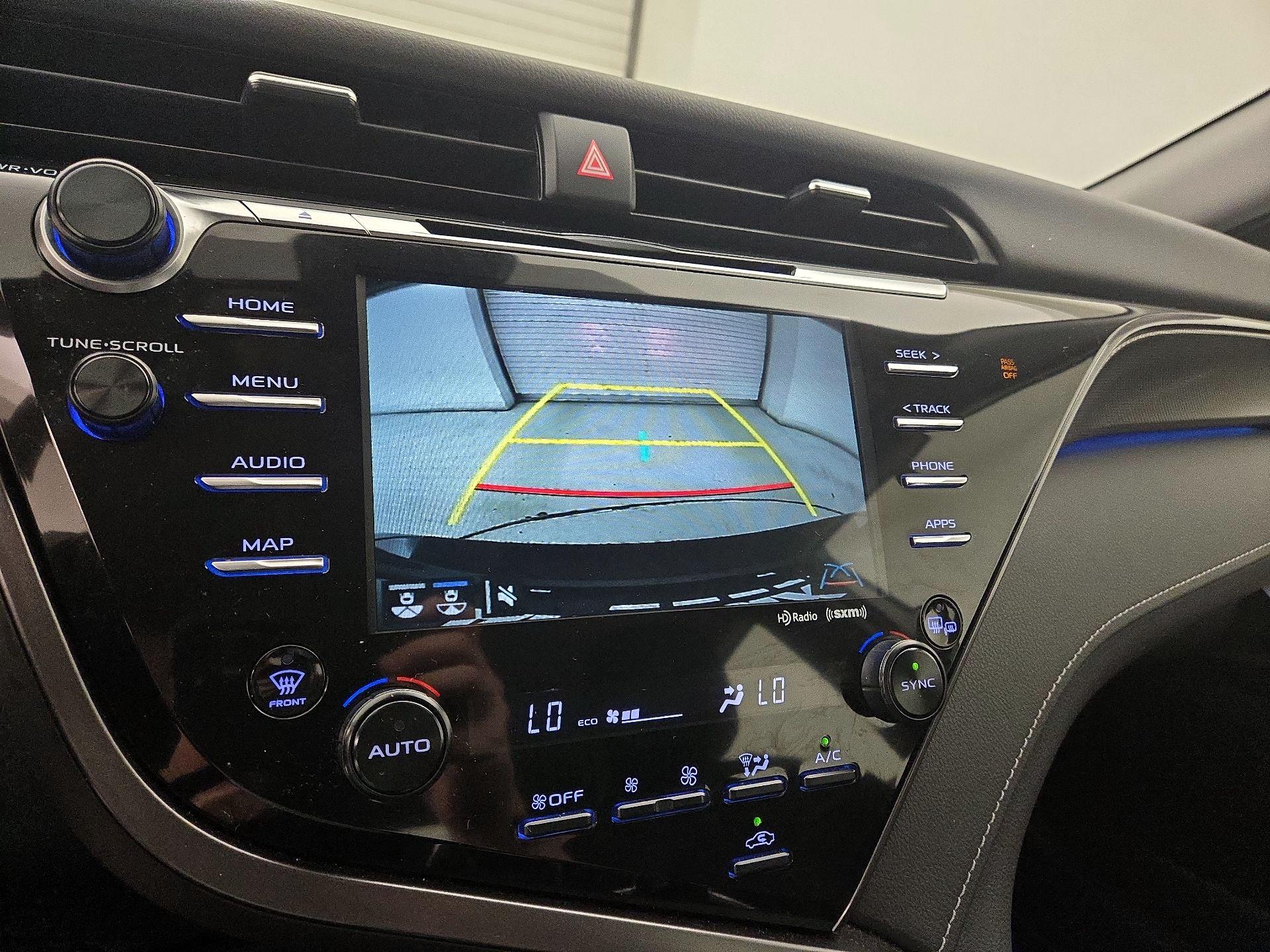 Thumbnail: 2020 Toyota Camry - 14