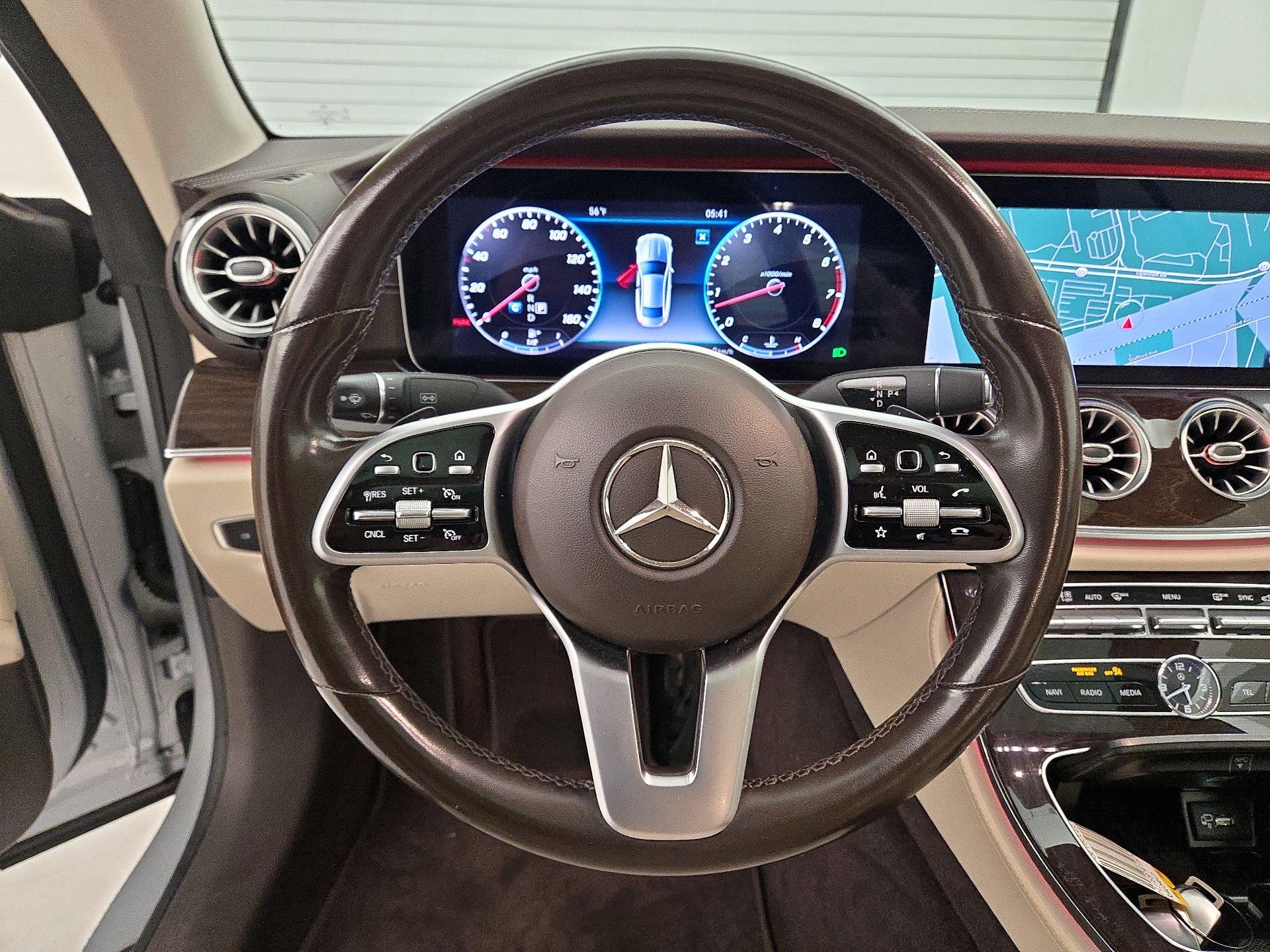 Thumbnail: 2020 Mercedes-Benz E-Class - 10