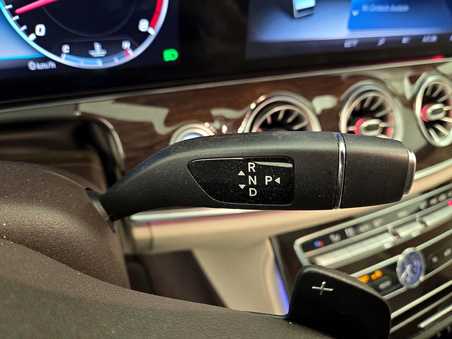 Thumbnail: 2020 Mercedes-Benz E-Class - 18