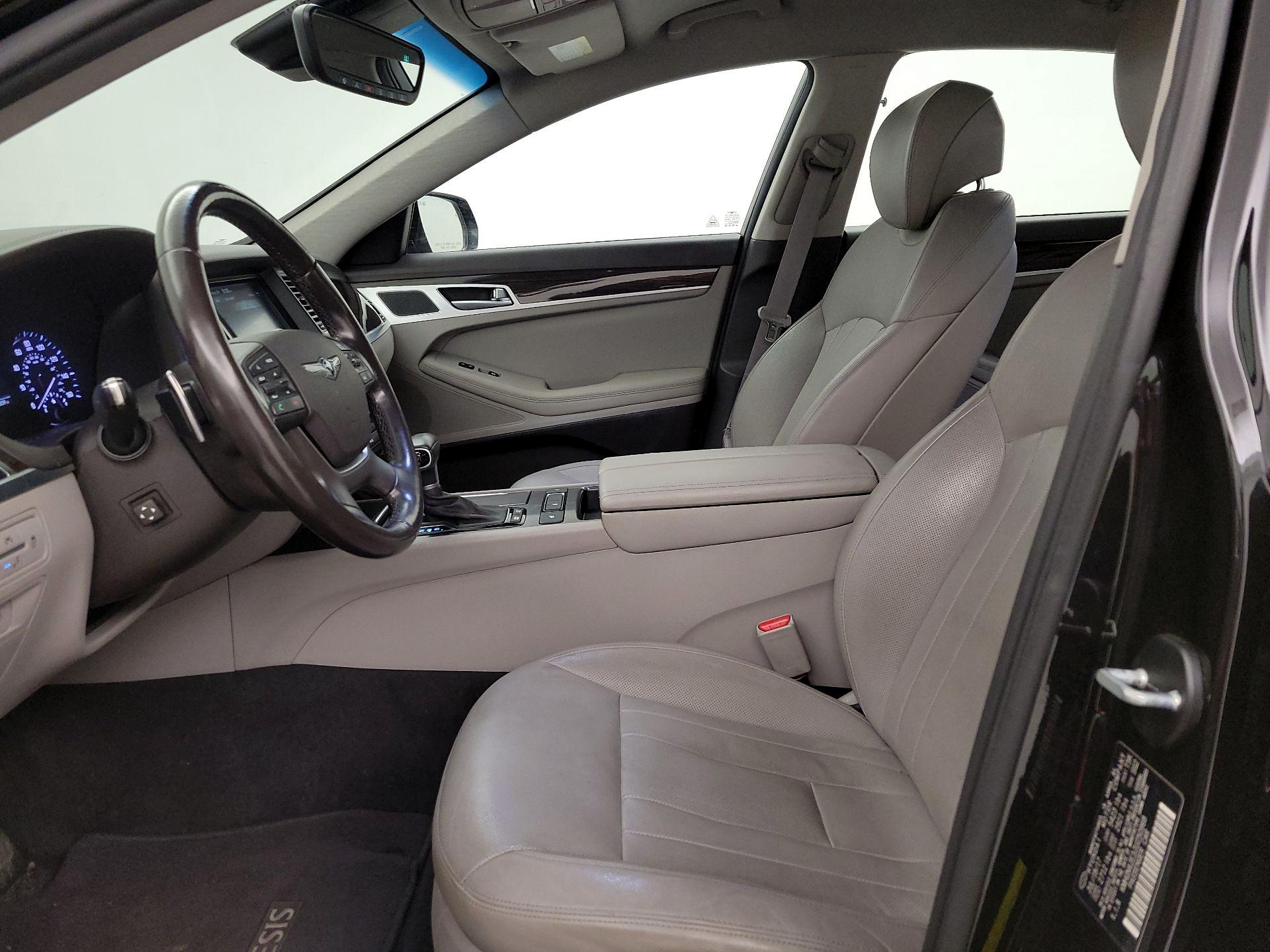 Thumbnail: 2018 Genesis G80 - 11