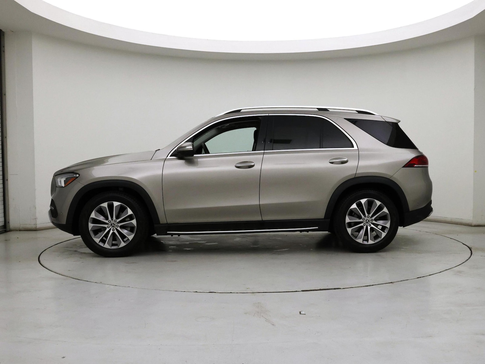 Image 4 of 2023 Mercedes-Benz GLE350
