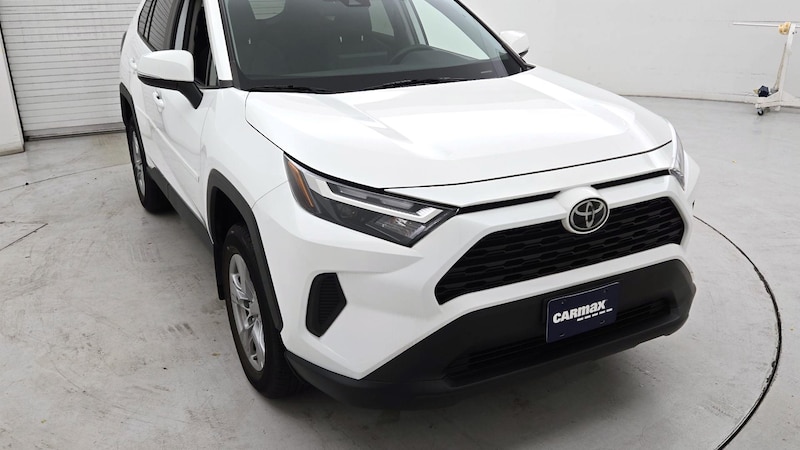 2022 Toyota RAV4 XLE Hero Image