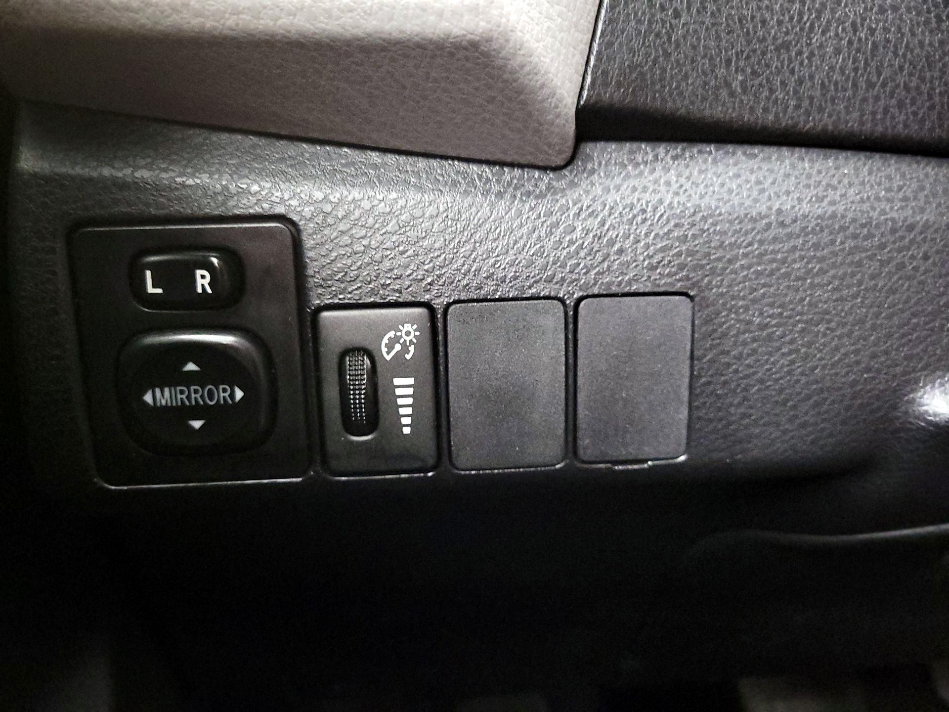 Thumbnail: 2014 Toyota Corolla - 13