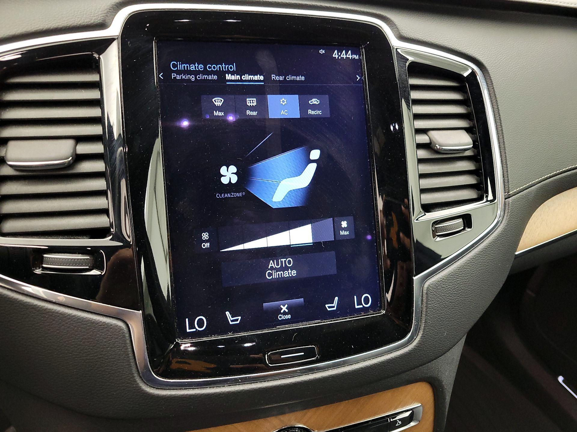 Thumbnail: 2018 Volvo XC90 - 17